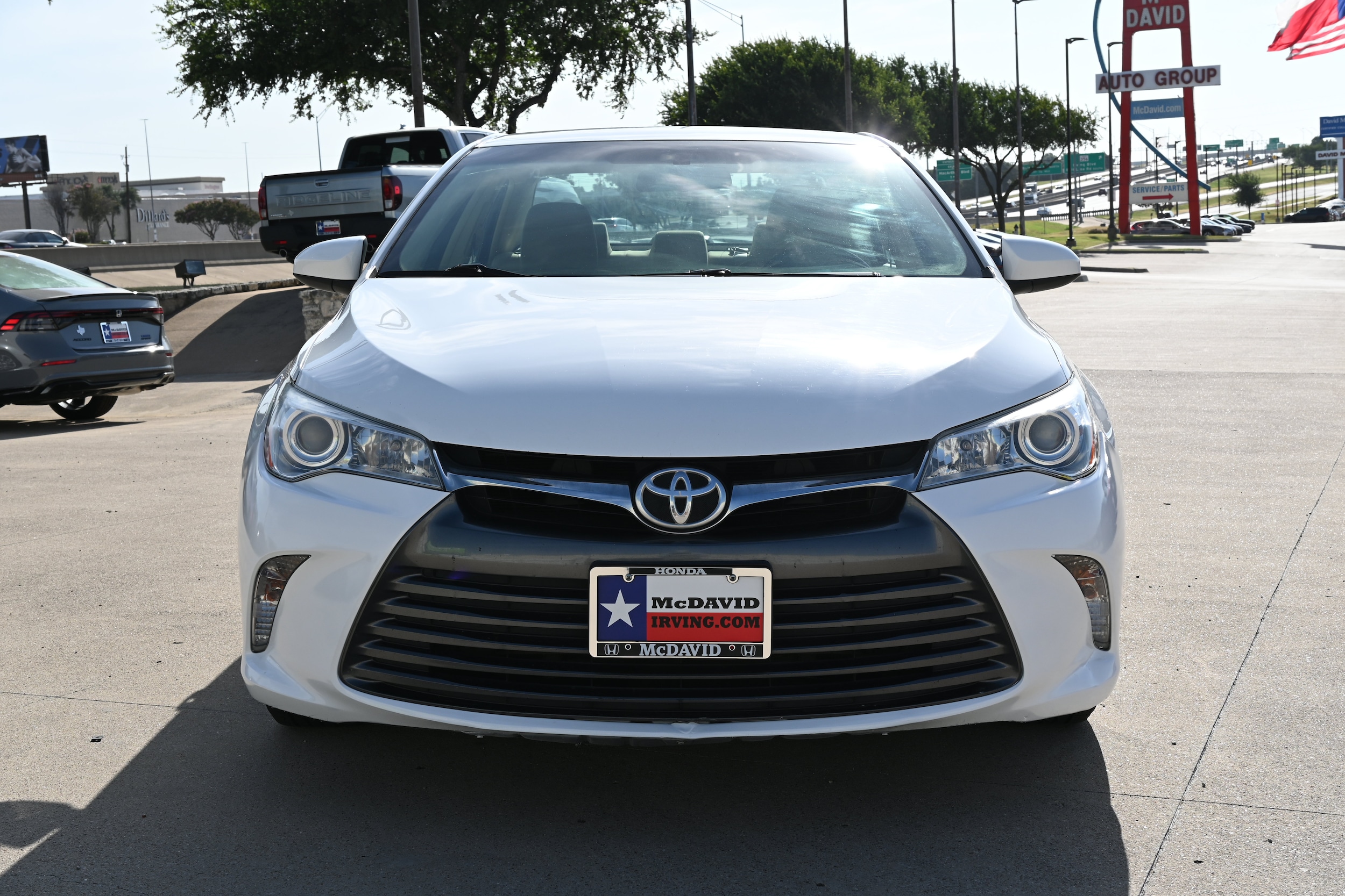 Used 2015 Toyota Camry LE with VIN 4T4BF1FK3FR449911 for sale in Irving, TX
