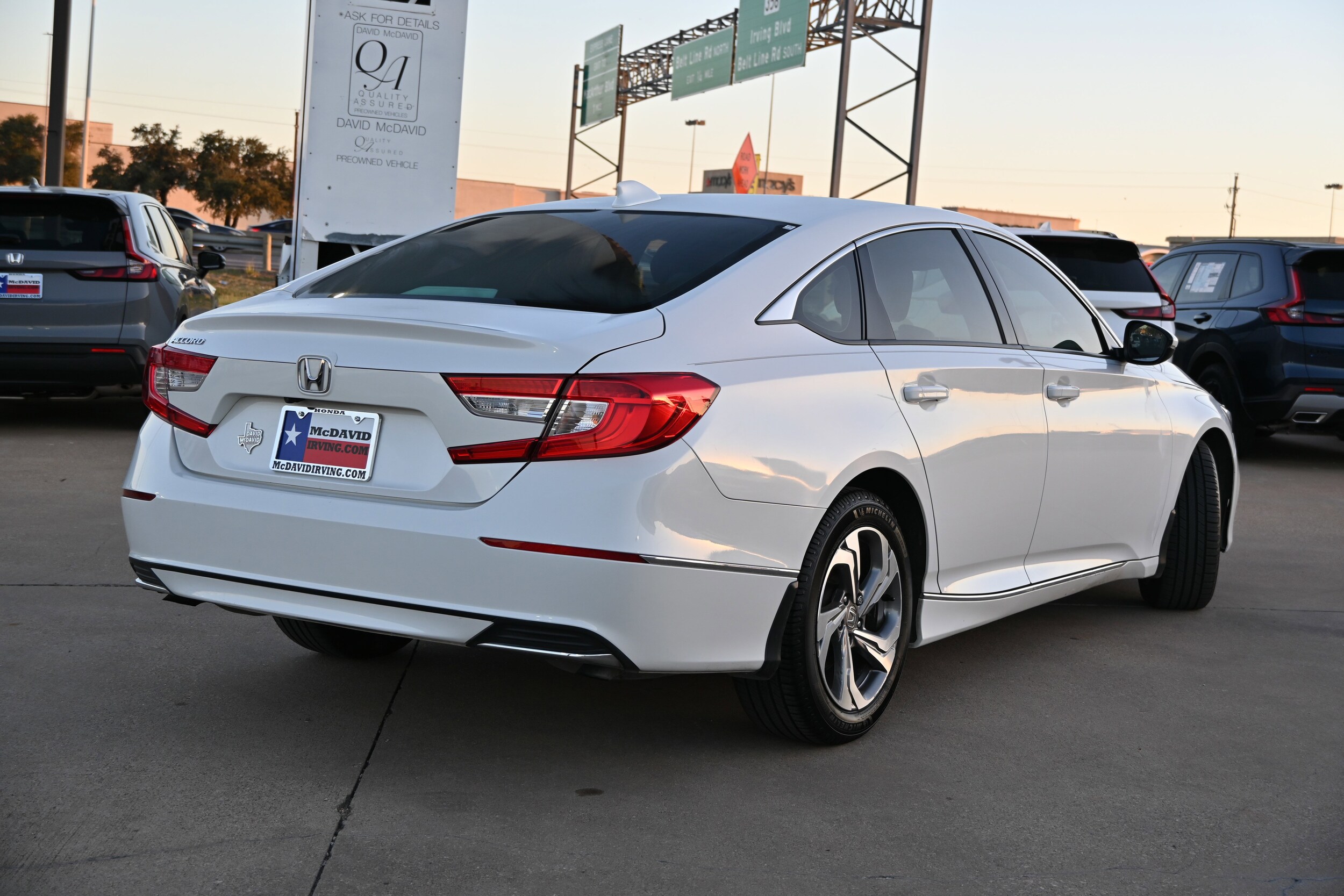 2020 Honda Accord EX-L 1.5T photo 2