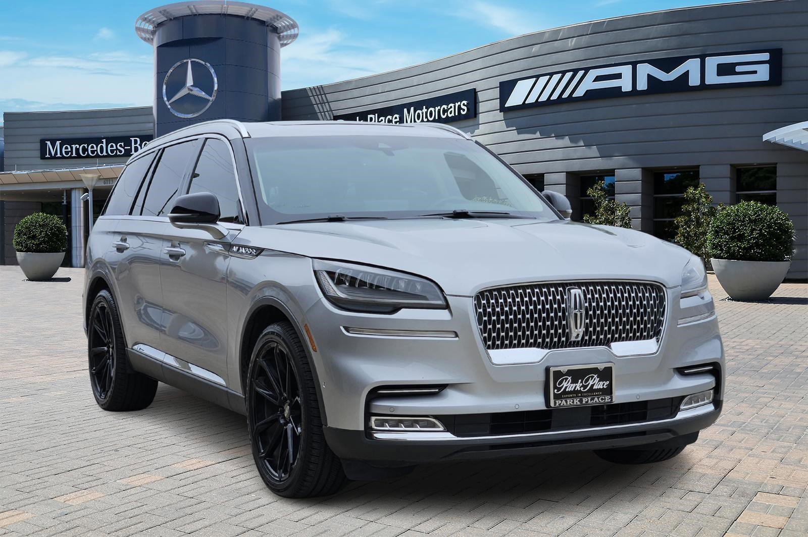 2021 Lincoln Aviator Reserve photo 2