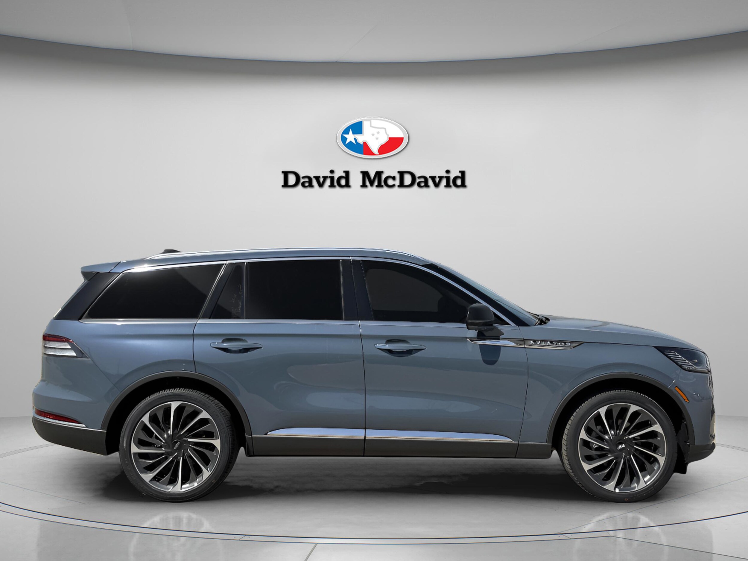 2025 Lincoln Aviator Reserve - Photo 8