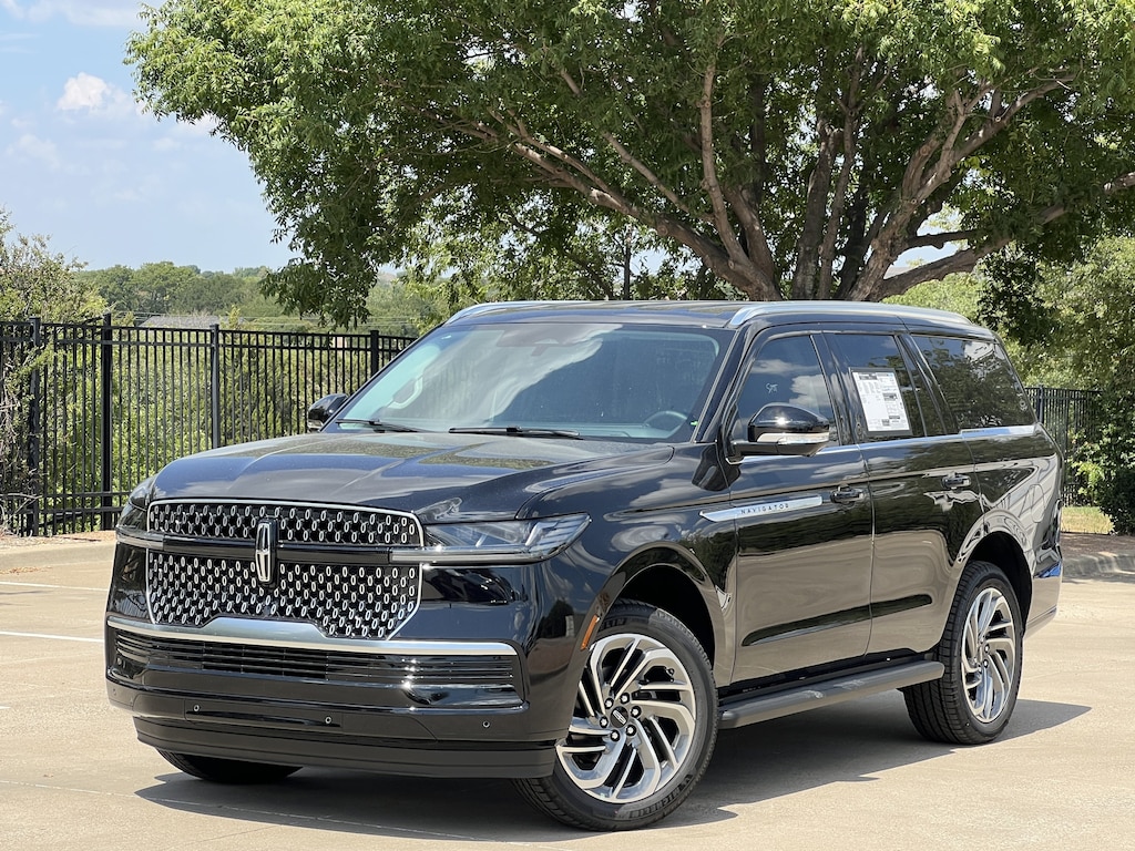 New 2027 Lincoln Navigator Premiere SUV
