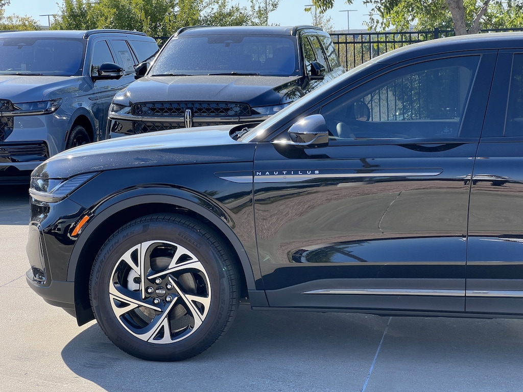 New 2025 Lincoln Nautilus Premiere SUV