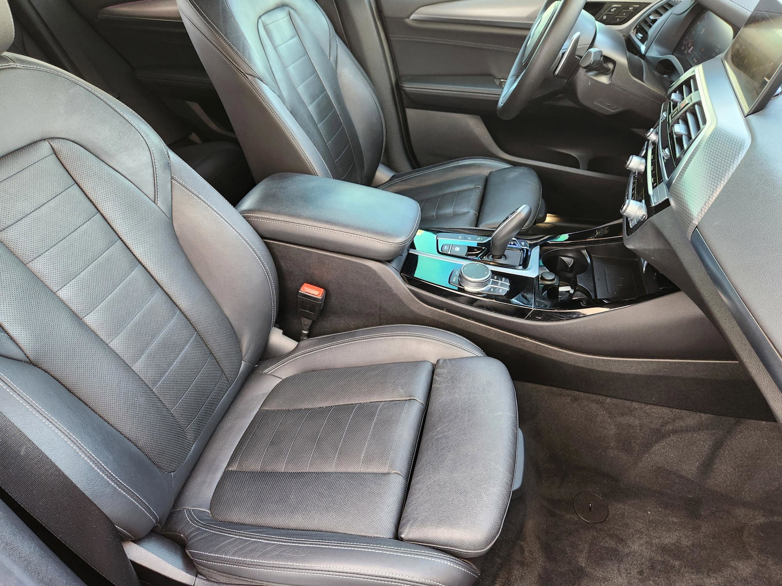 2021 BMW X3 40i - Photo 14