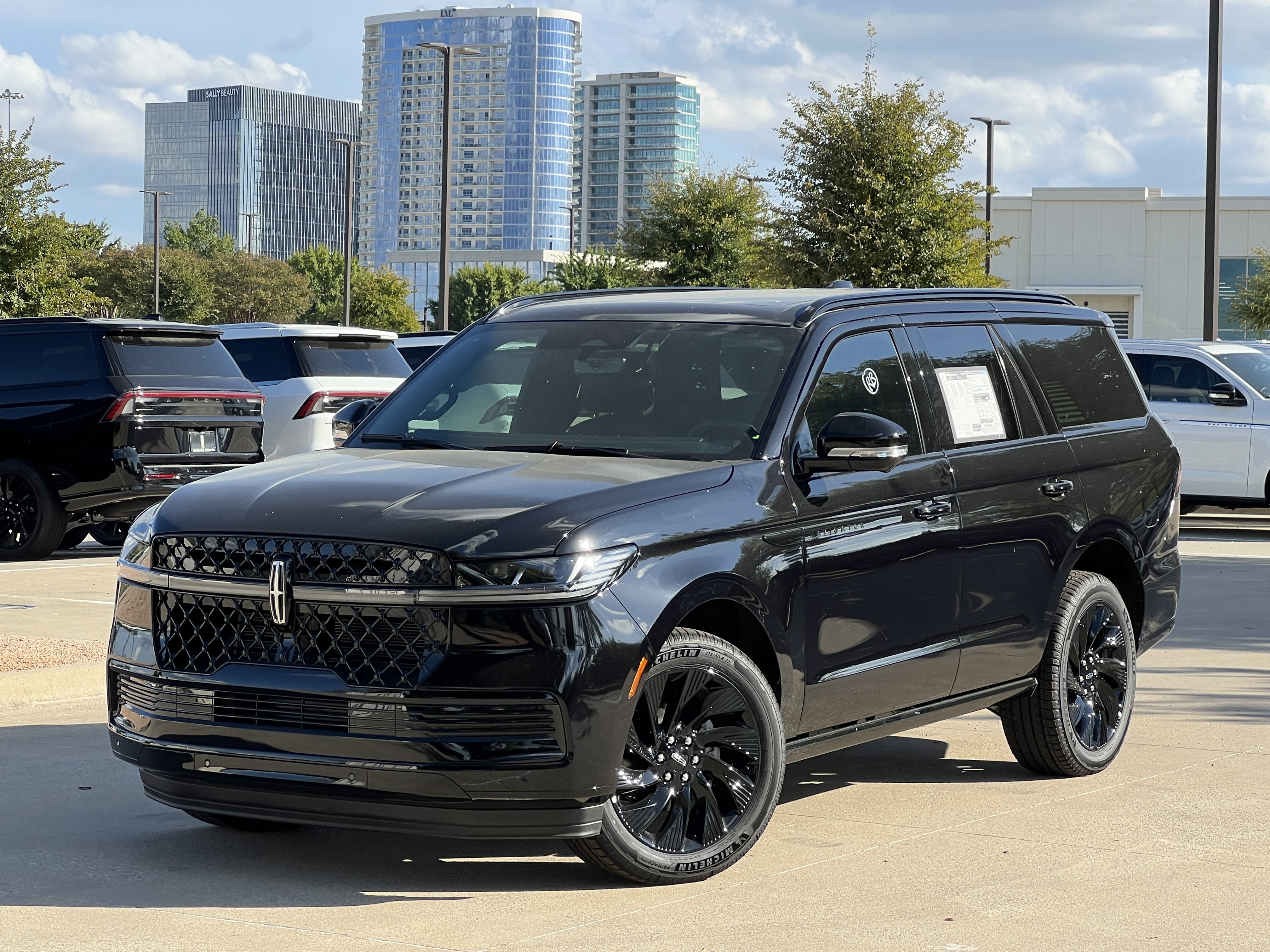 2027 Lincoln Navigator