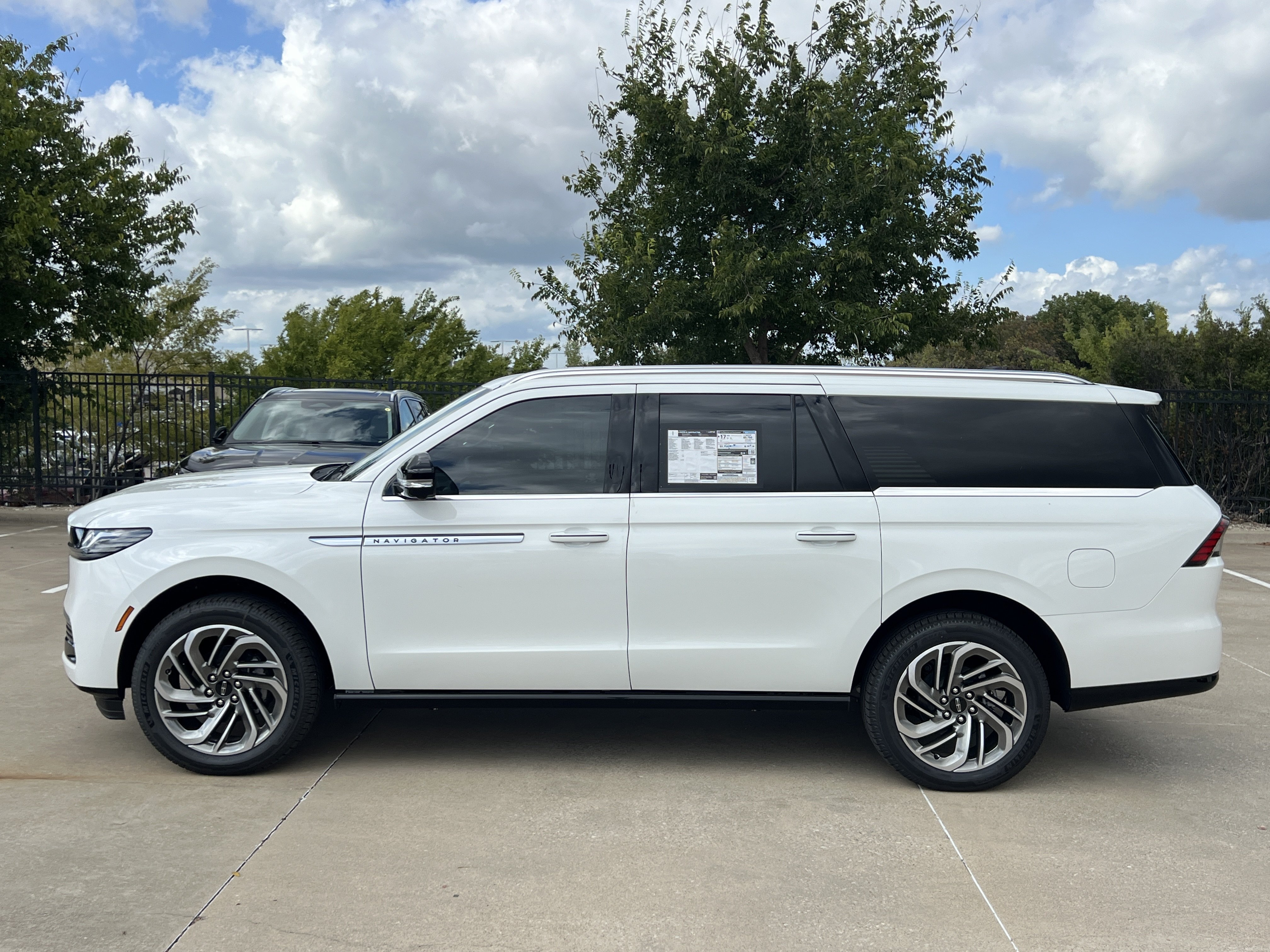 New 2027 Lincoln Navigator L Reserve SUV