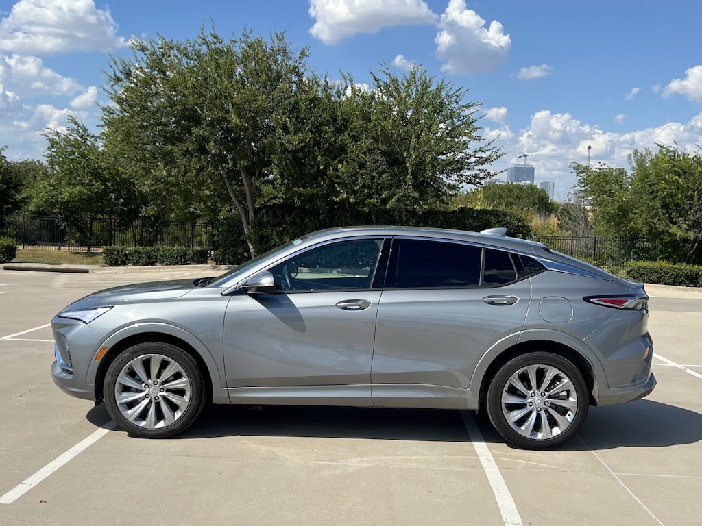 Used 2025 Buick Envista Avenir SUV