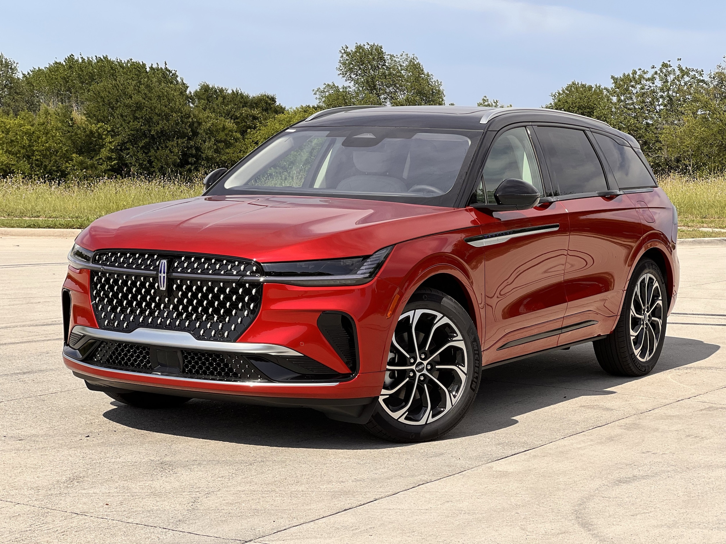 2026 Lincoln Nautilus Reserve AWD's photo