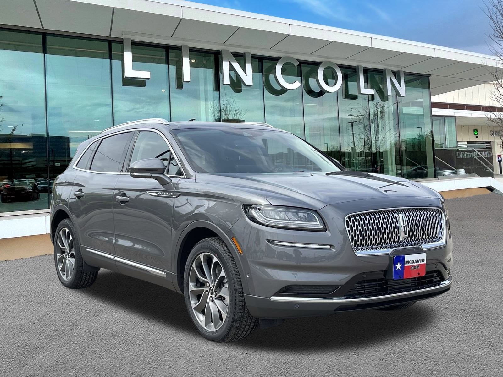 2021 Lincoln Nautilus Reserve's photo