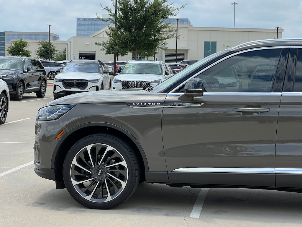 New 2025 Lincoln Aviator Reserve SUV