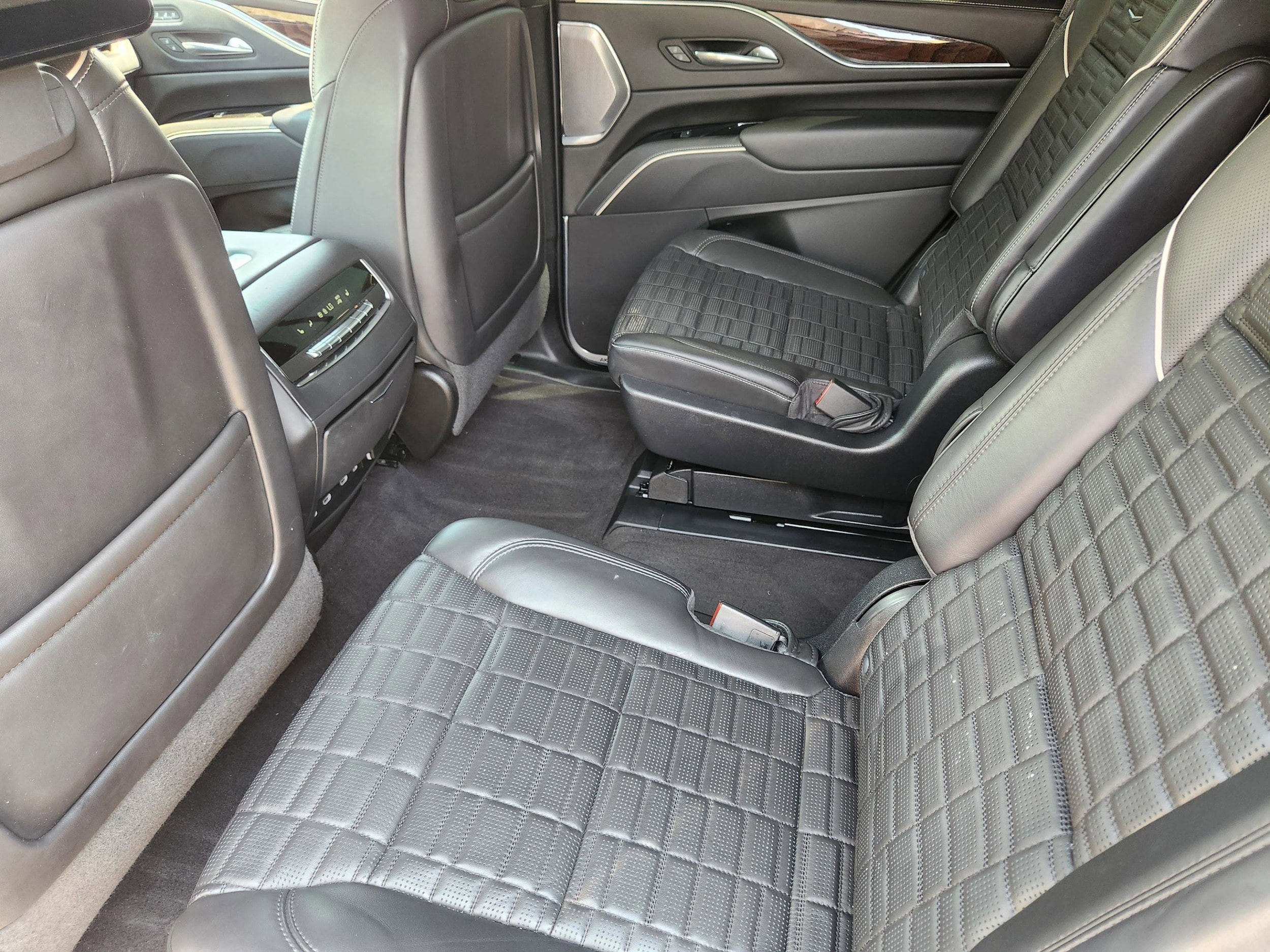 2022 Cadillac Escalade Sport Platinum - Photo 25
