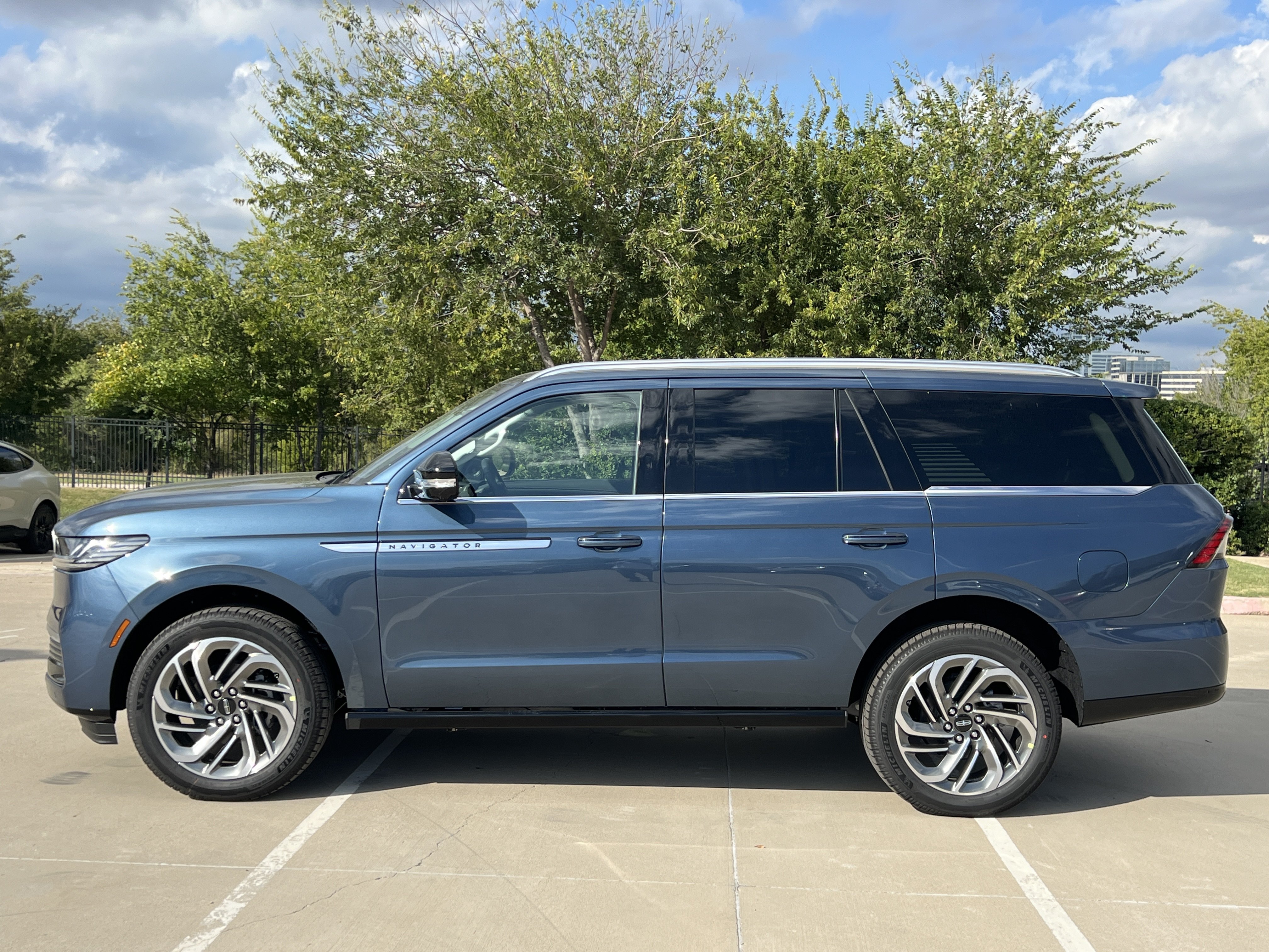 New 2027 Lincoln Navigator Reserve SUV