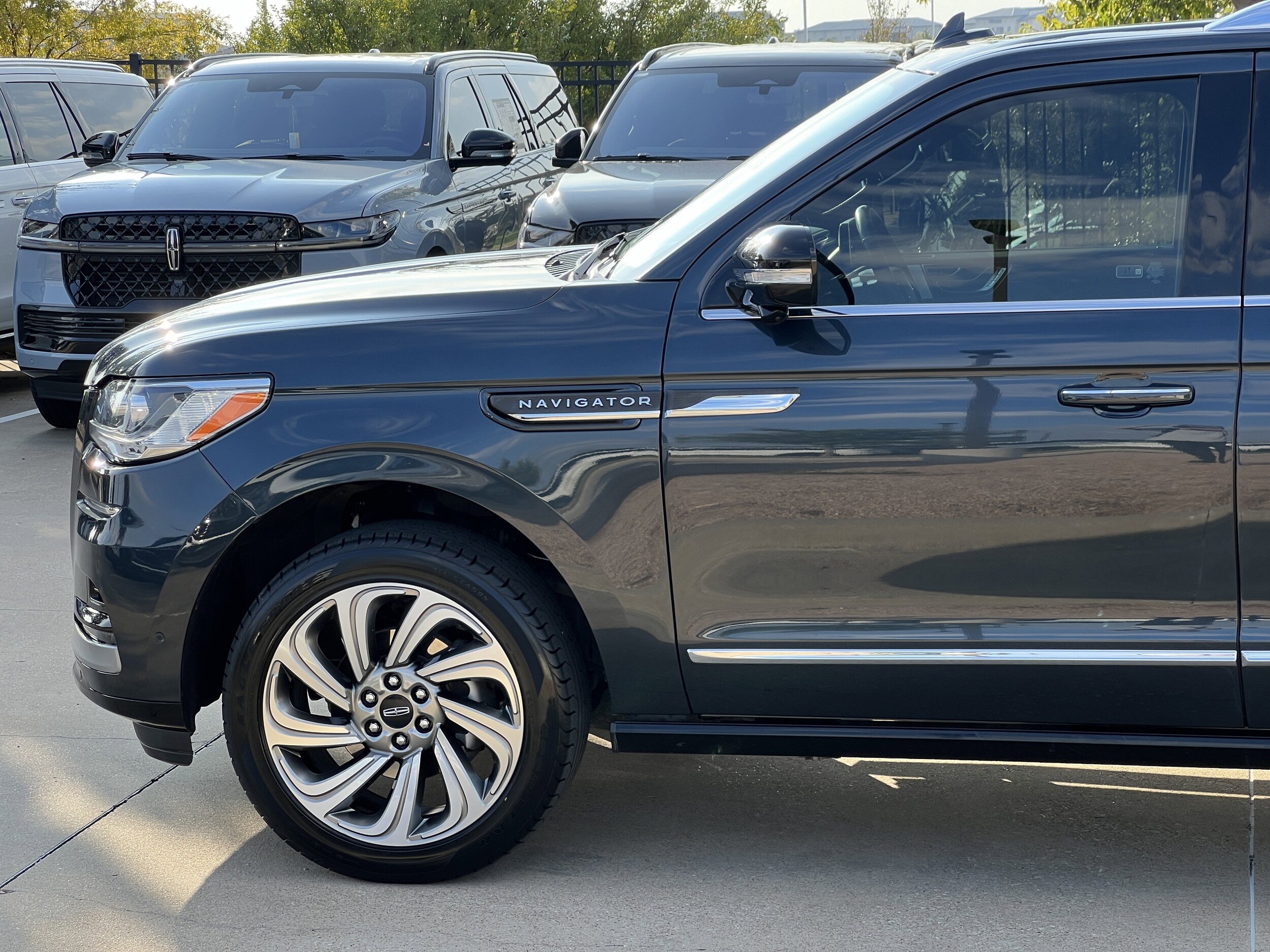 2022 Lincoln Navigator Reserve photo 2