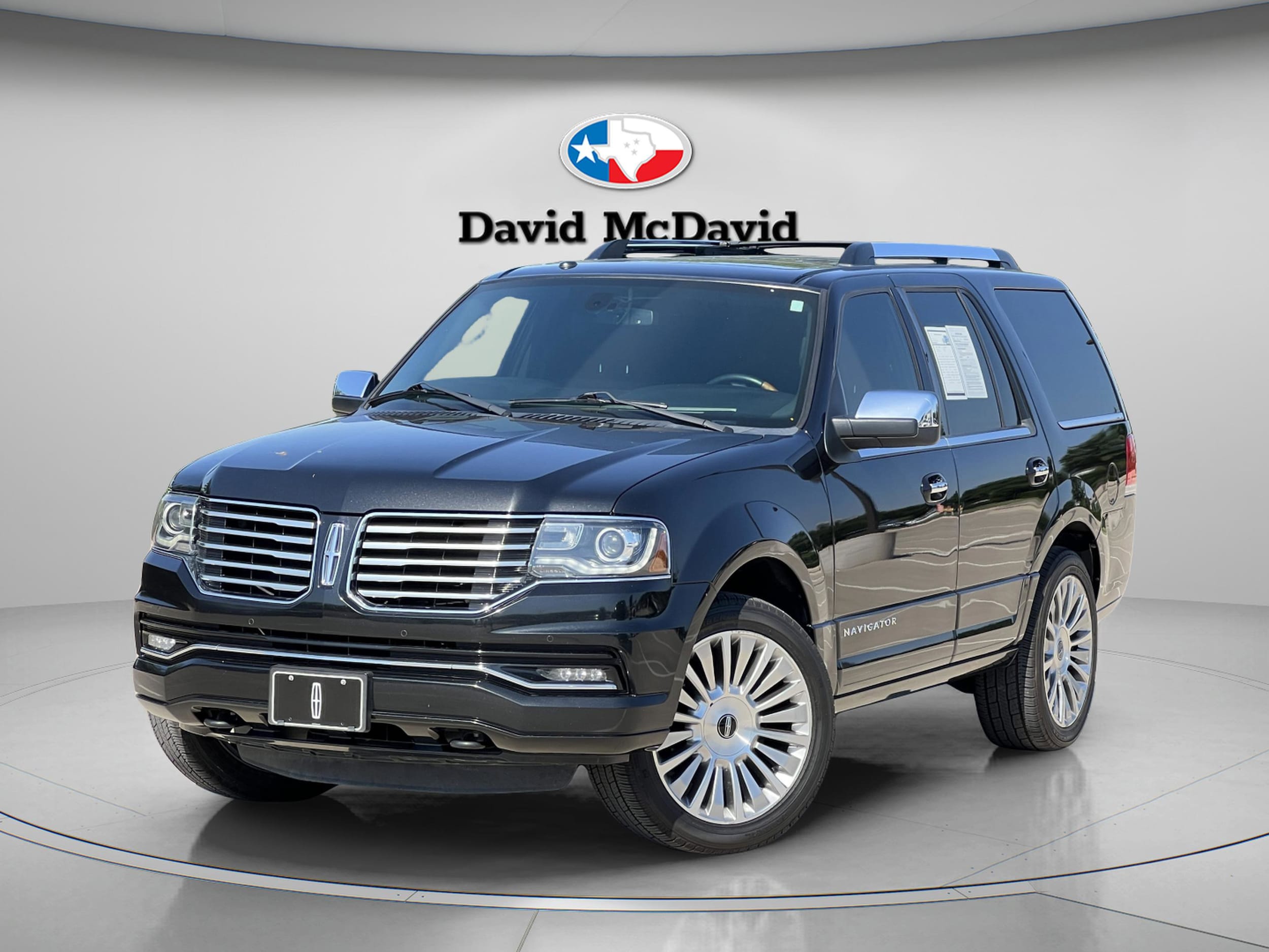 2015 Lincoln Navigator 4x2's photo