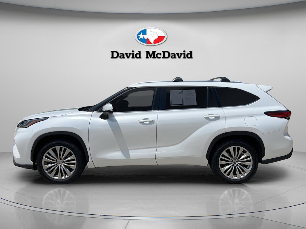 Used 2023 Toyota Highlander Hybrid Platinum SUV
