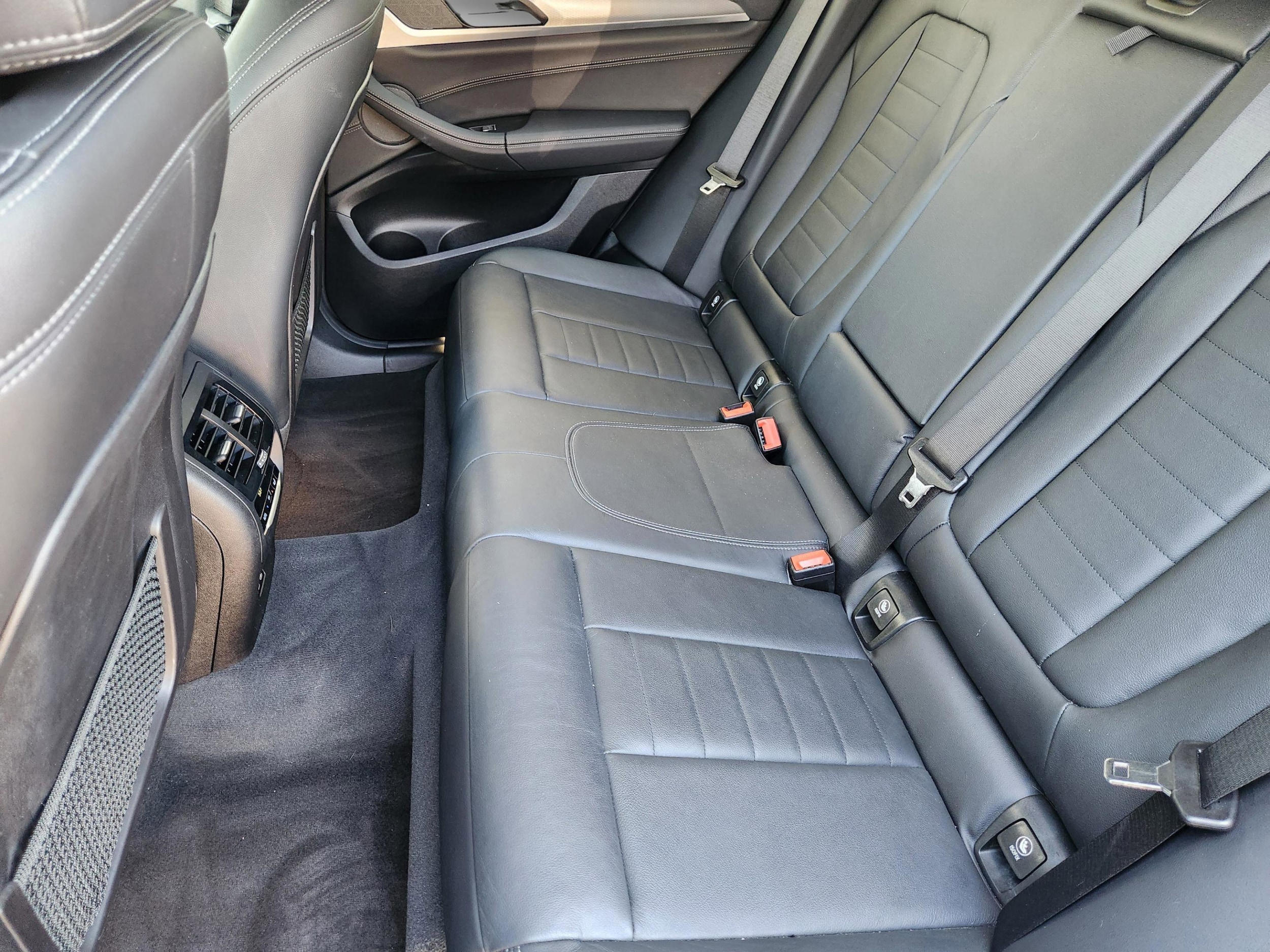 2021 BMW X3 40i - Photo 9