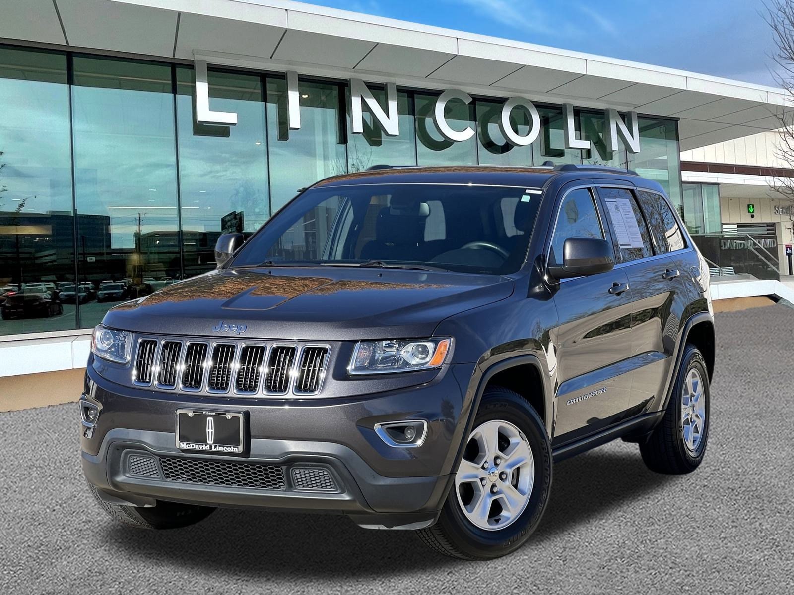 2015 Jeep Grand Cherokee Laredo E's photo