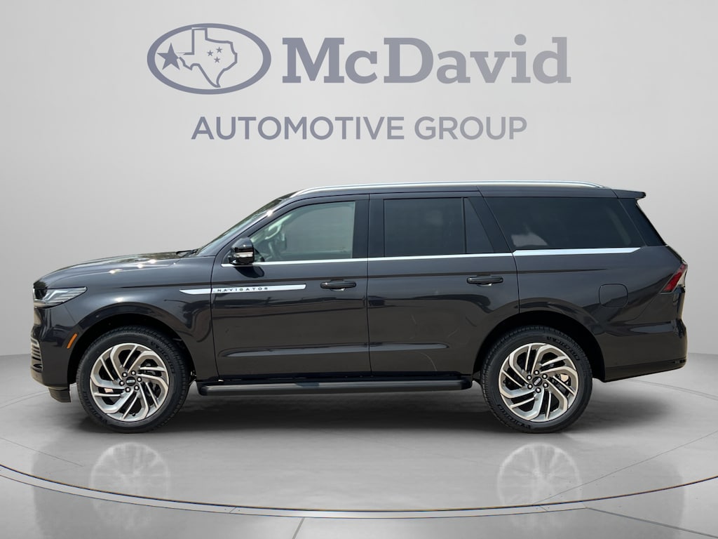 New 2027 Lincoln Navigator Premiere SUV