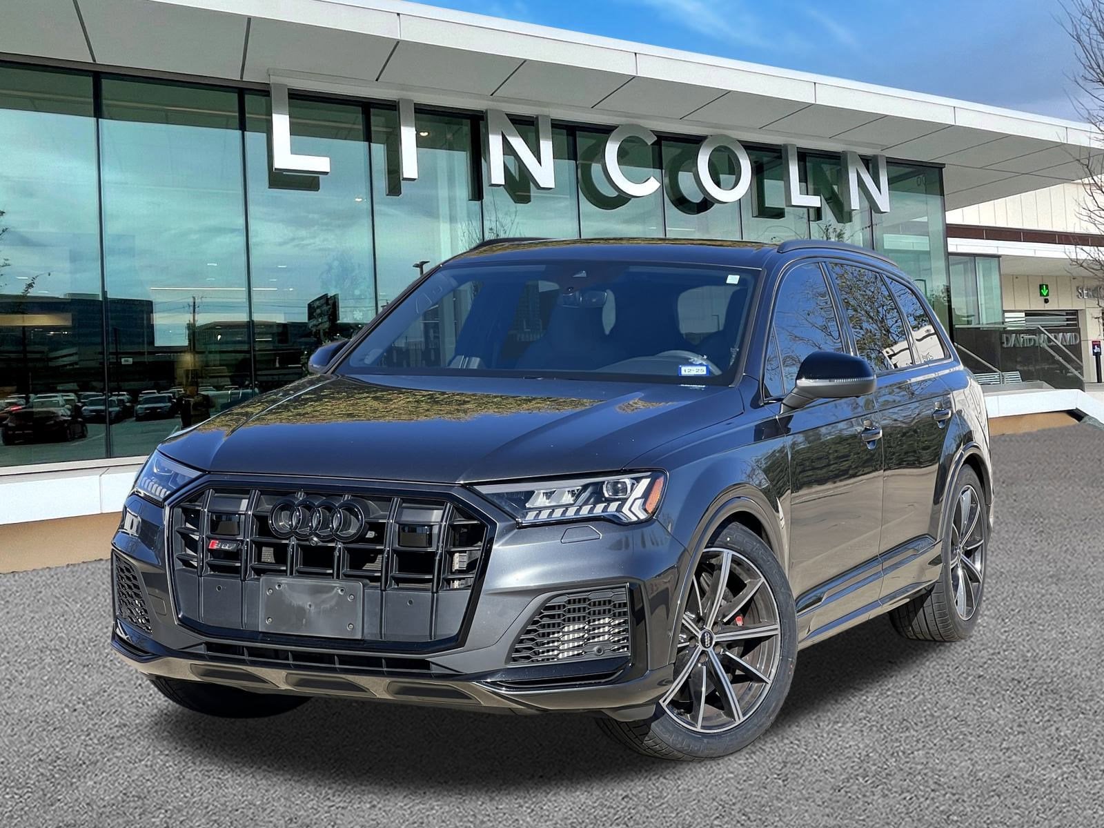 2021 Audi SQ7 Premium Plus's photo