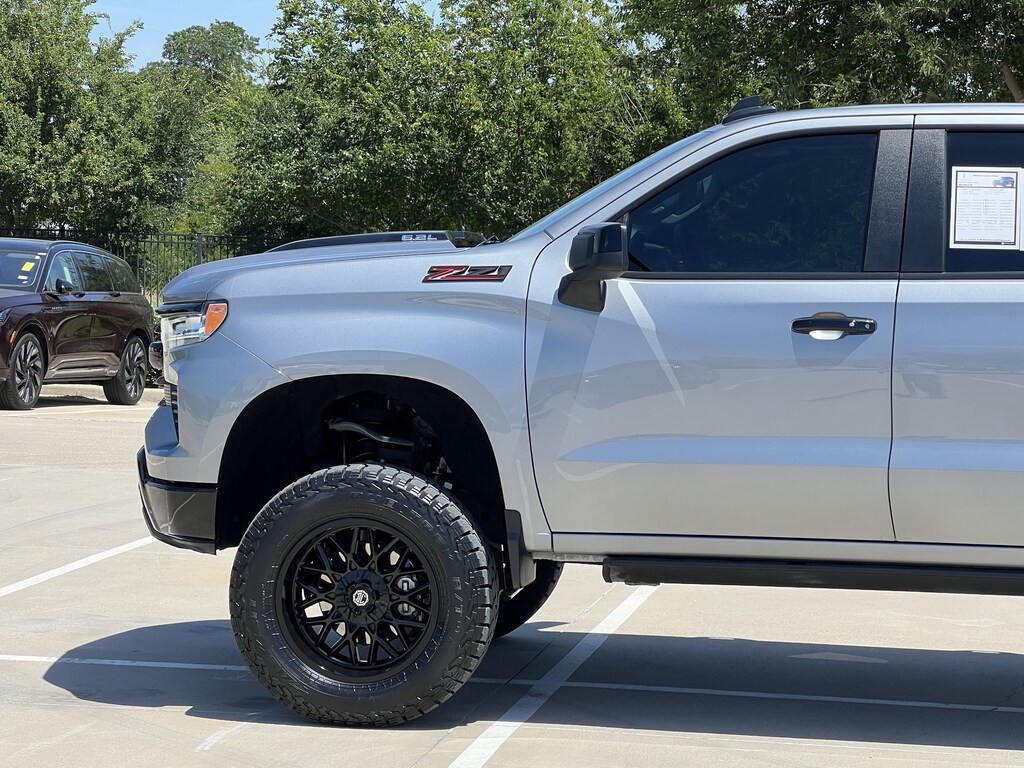 Used 2025 Chevrolet Silverado 1500 LT Trail Boss Truck Crew Cab