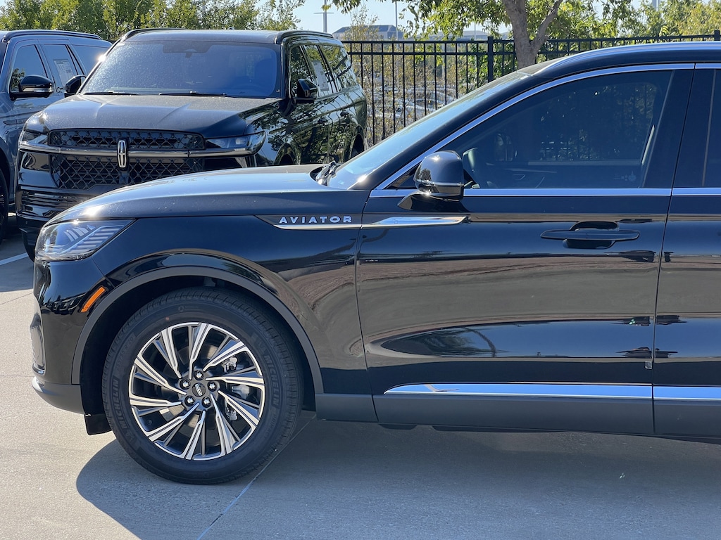 New 2025 Lincoln Aviator Premiere SUV