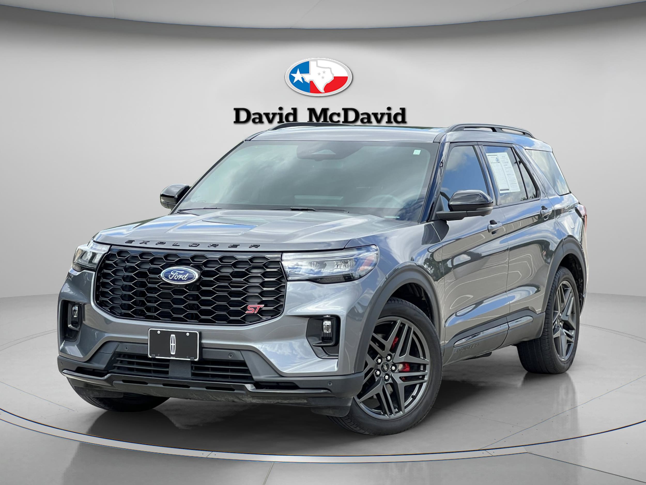 2025 Ford Explorer ST 4WD (PL535)'s photo