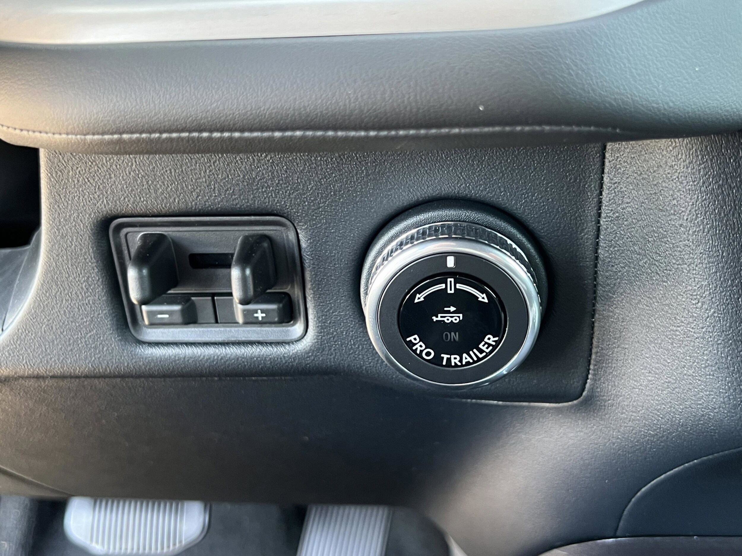 2025 Lincoln Navigator Reserve L - Photo 16