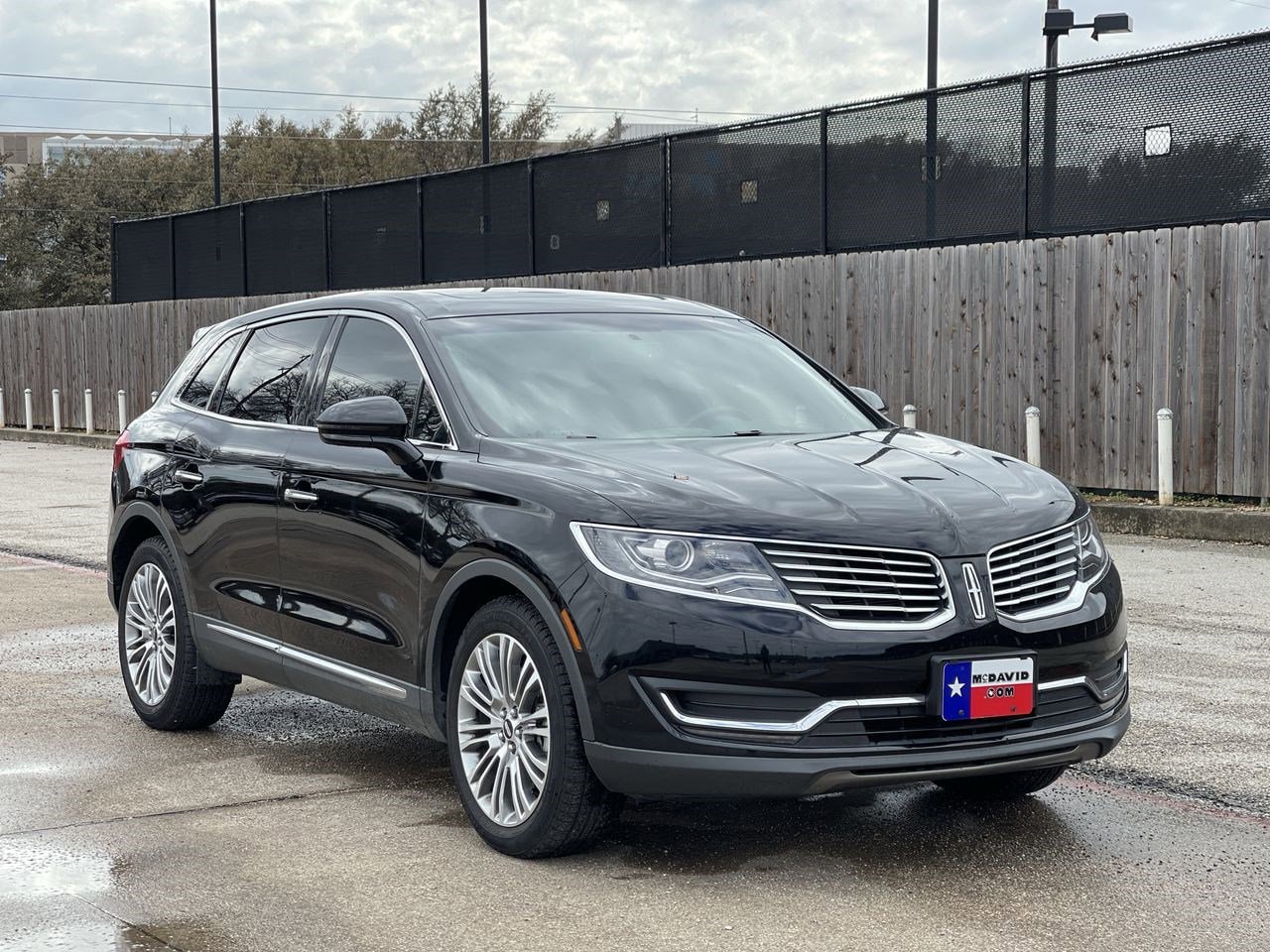 2017 Lincoln MKX Reserve's photo