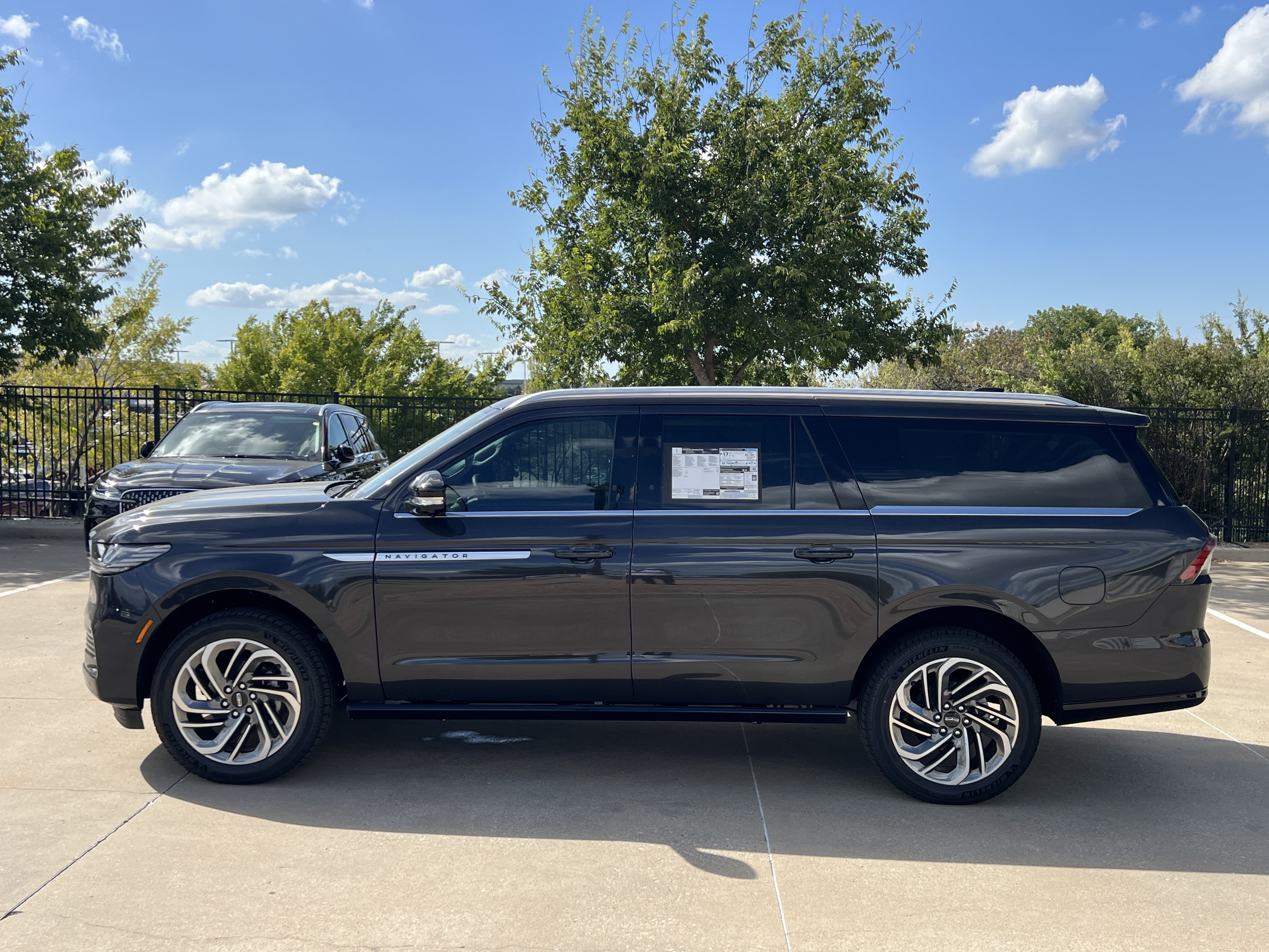 New 2027 Lincoln Navigator L Reserve SUV