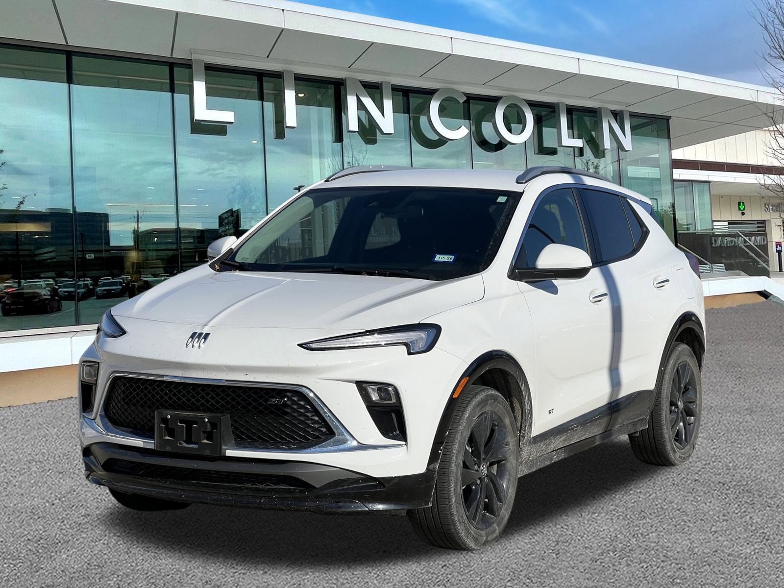 2025 Buick Encore GX Sport Touring's photo