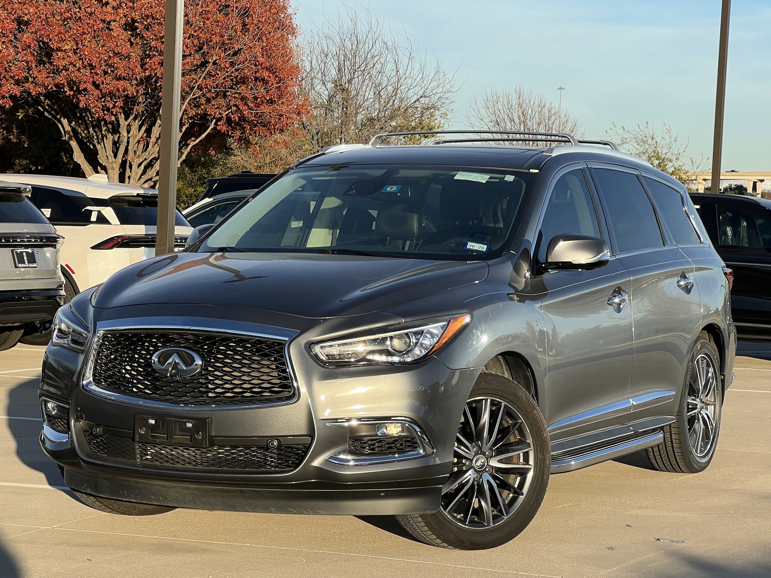 2017 INFINITI QX60 Base's photo