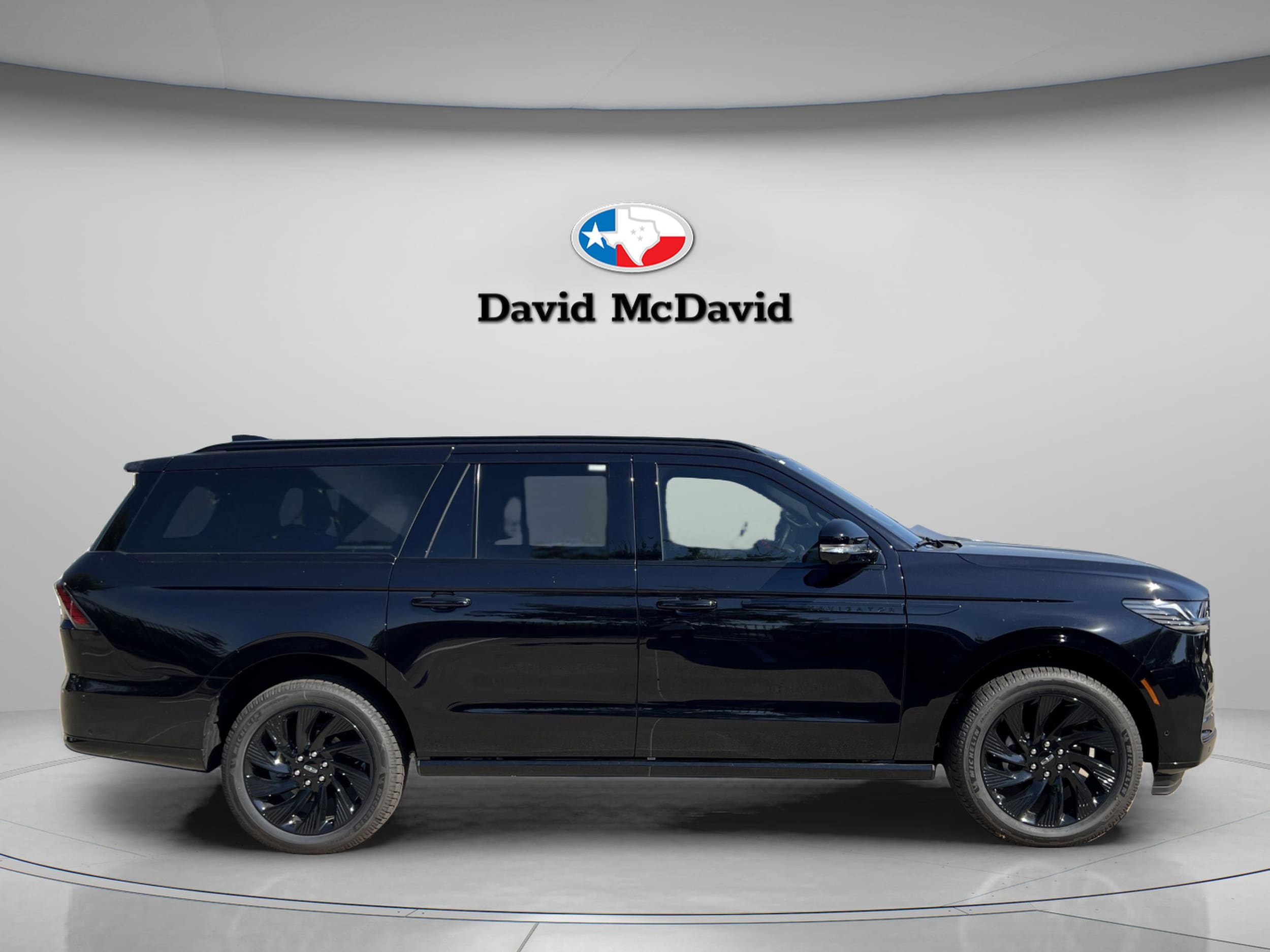 2025 Lincoln Navigator Reserve L - Photo 7