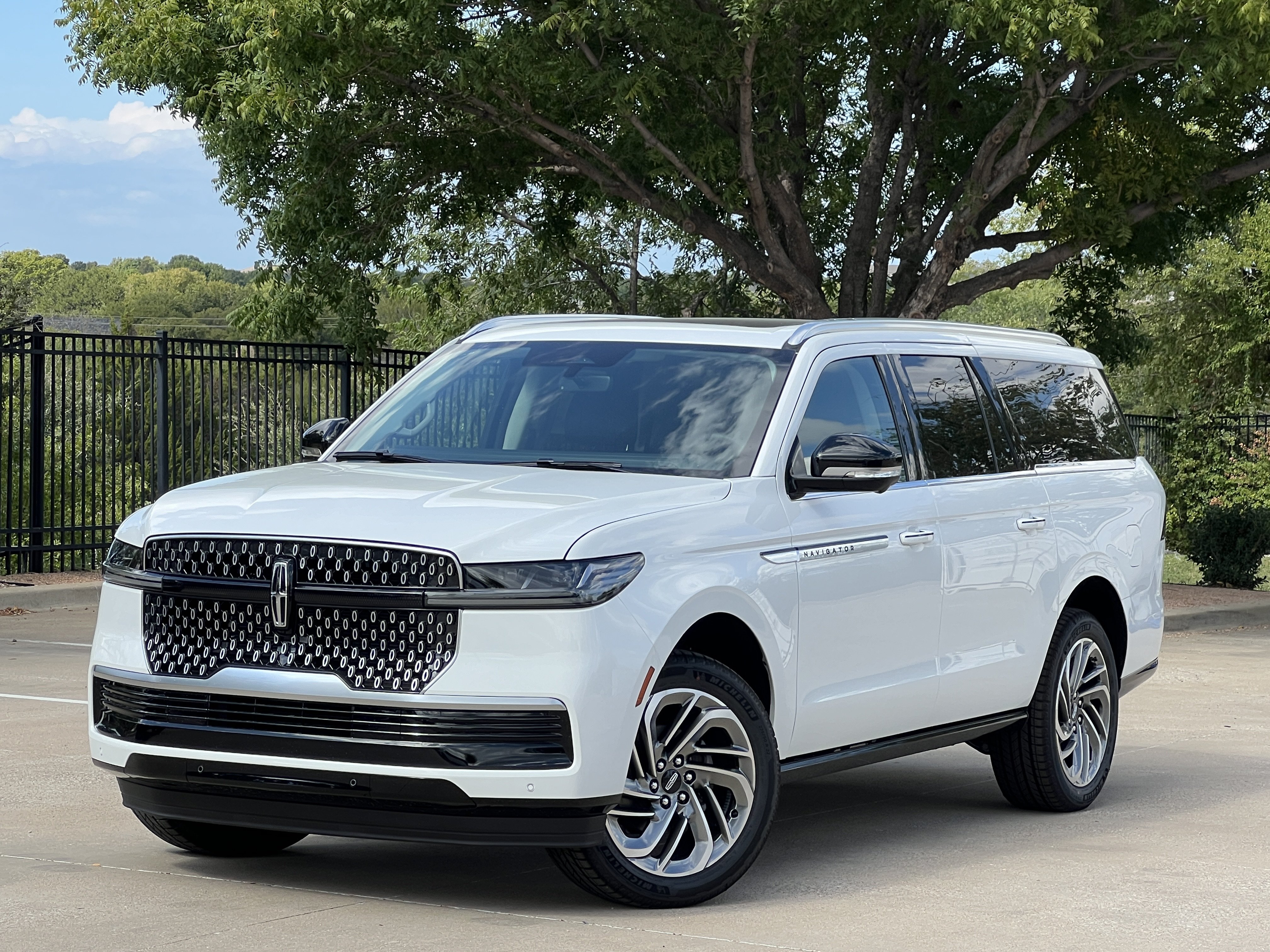 2027 Lincoln Navigator L Reserve SUV