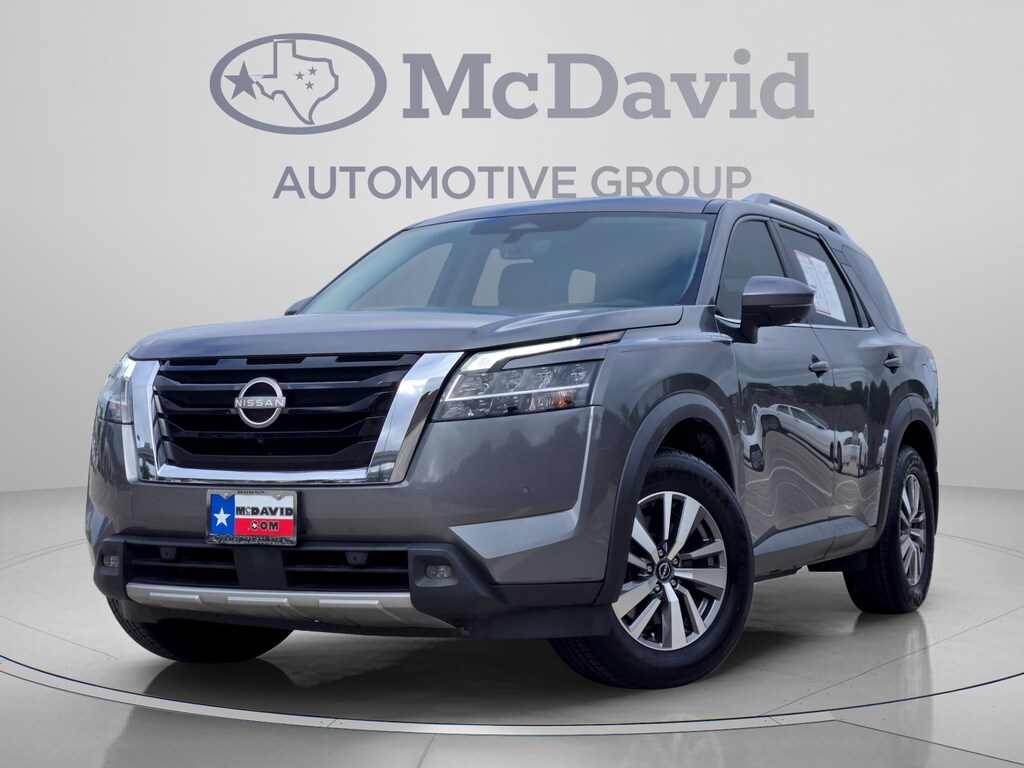 Used 2023 Nissan Pathfinder SL SUV