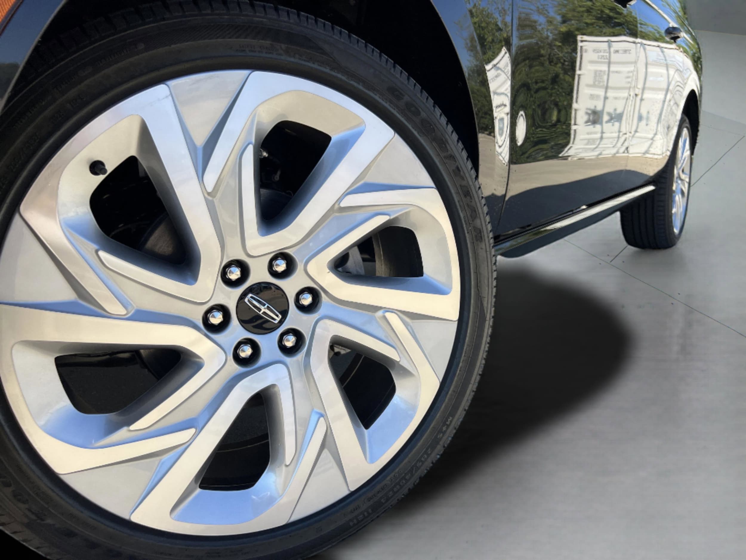 2025 Lincoln Navigator Reserve L - Photo 13