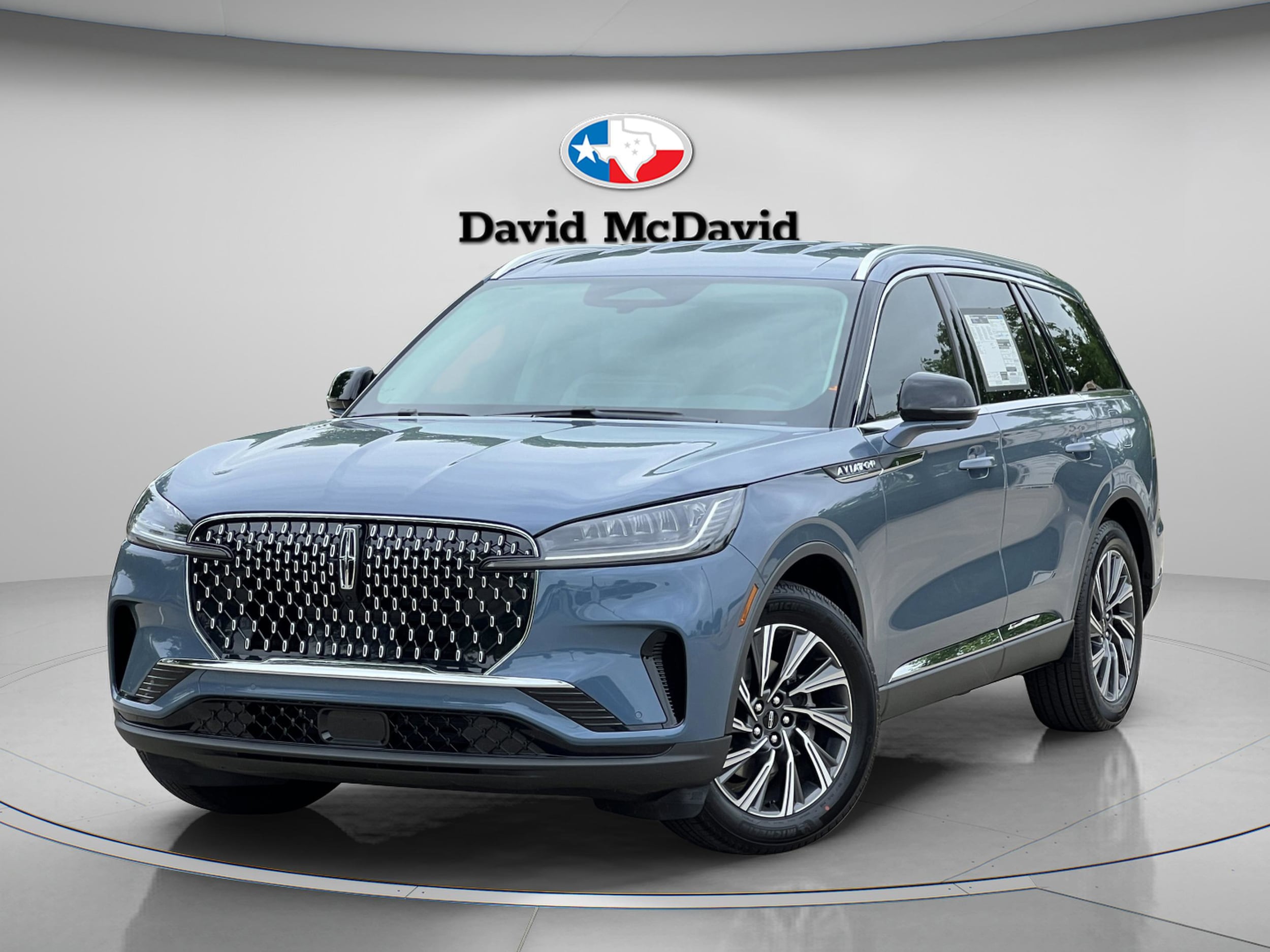 2026 Lincoln Aviator Premiere RWD's photo
