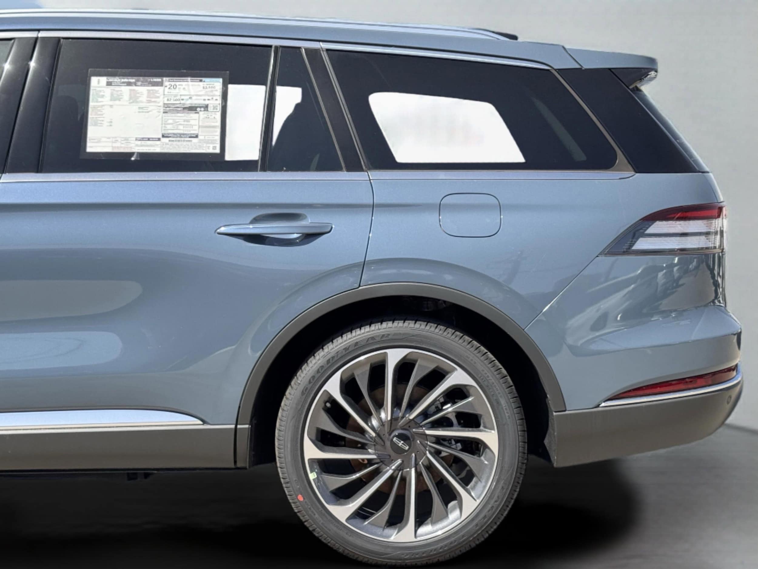 2025 Lincoln Aviator Reserve - Photo 13