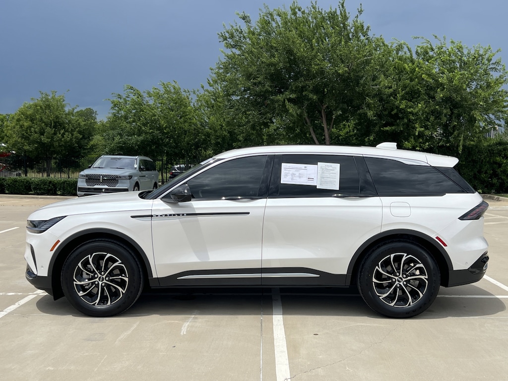 Certified 2024 Lincoln Nautilus Premiere SUV