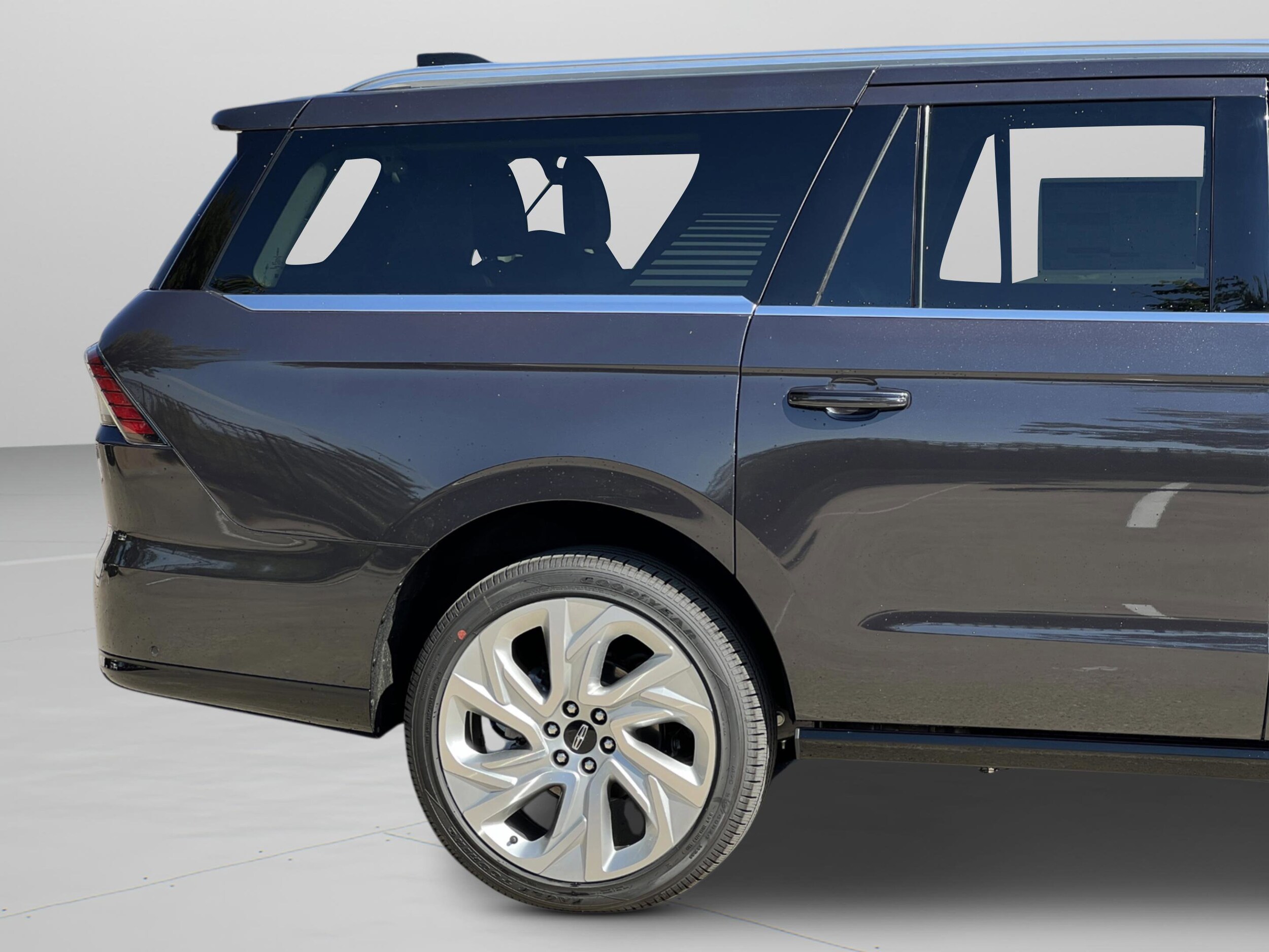 2025 Lincoln Navigator Reserve L - Photo 11