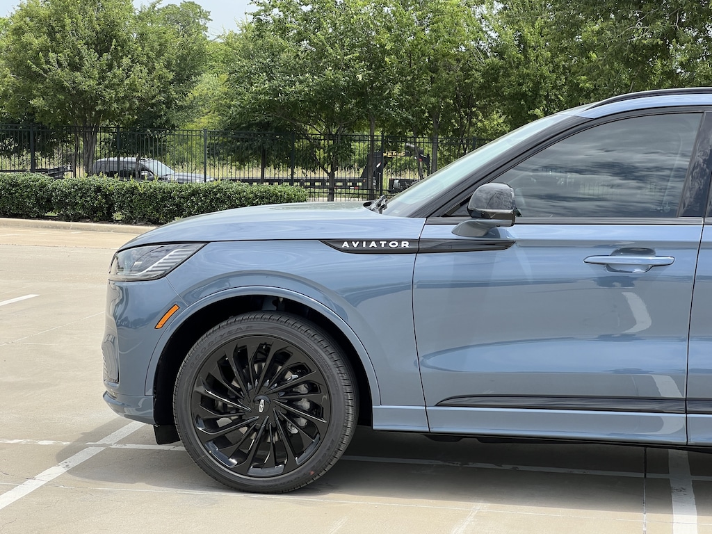 New 2026 Lincoln Aviator Reserve SUV