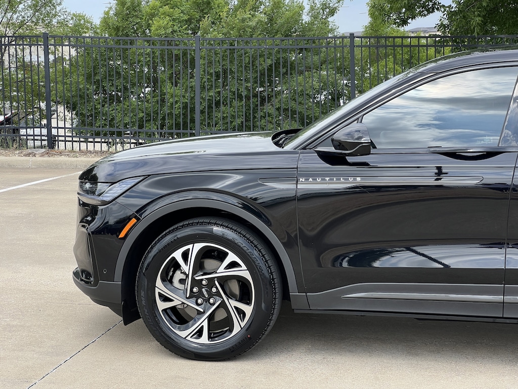 Certified 2024 Lincoln Nautilus Premiere SUV