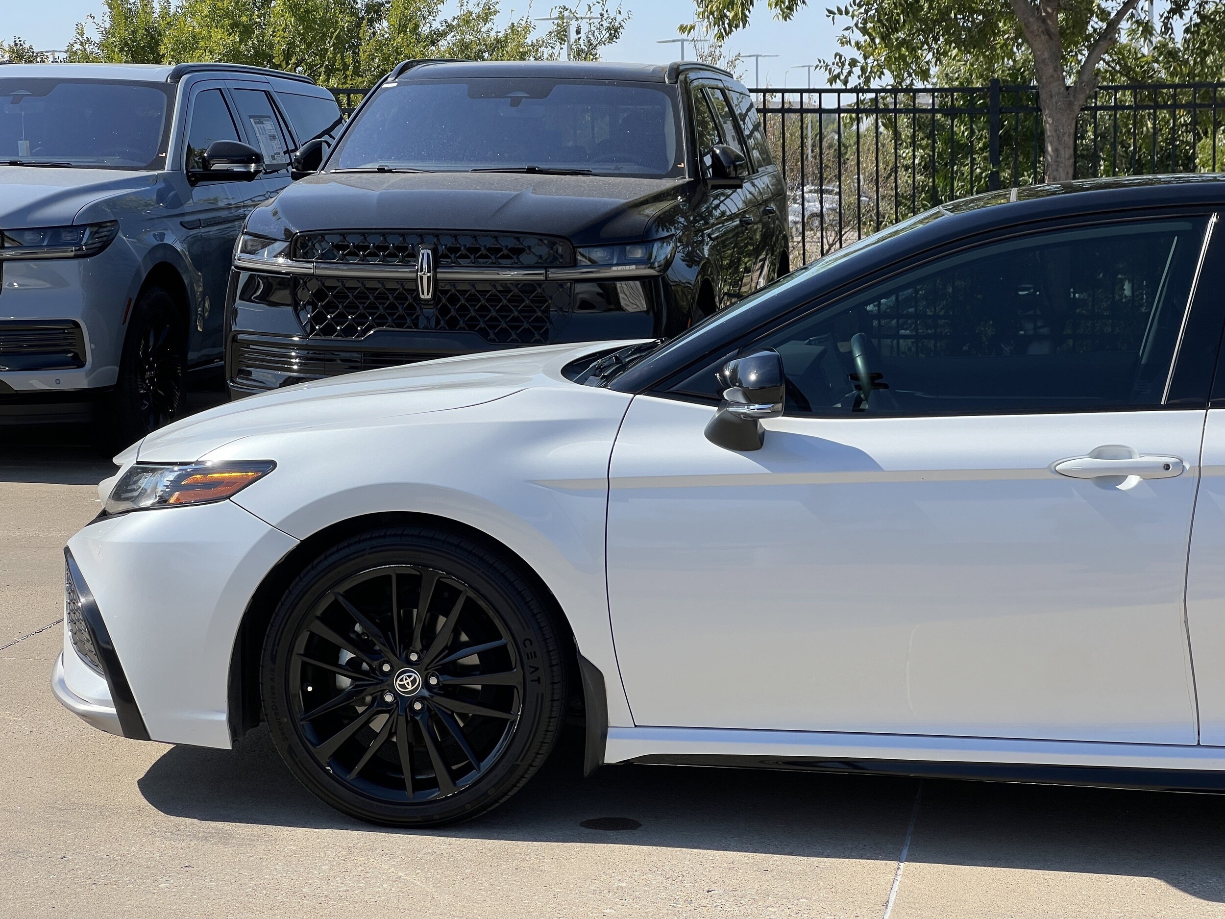 2022 Toyota Camry XSE V6 photo 4