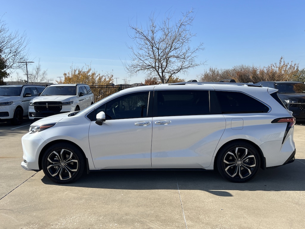 Used 2025 Toyota Sienna Platinum 7 Passenger Van Passenger Van