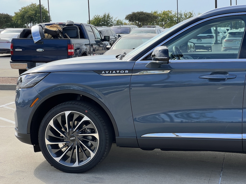 New 2025 Lincoln Aviator Reserve SUV
