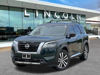 2024 Nissan Pathfinder Platinum SUV