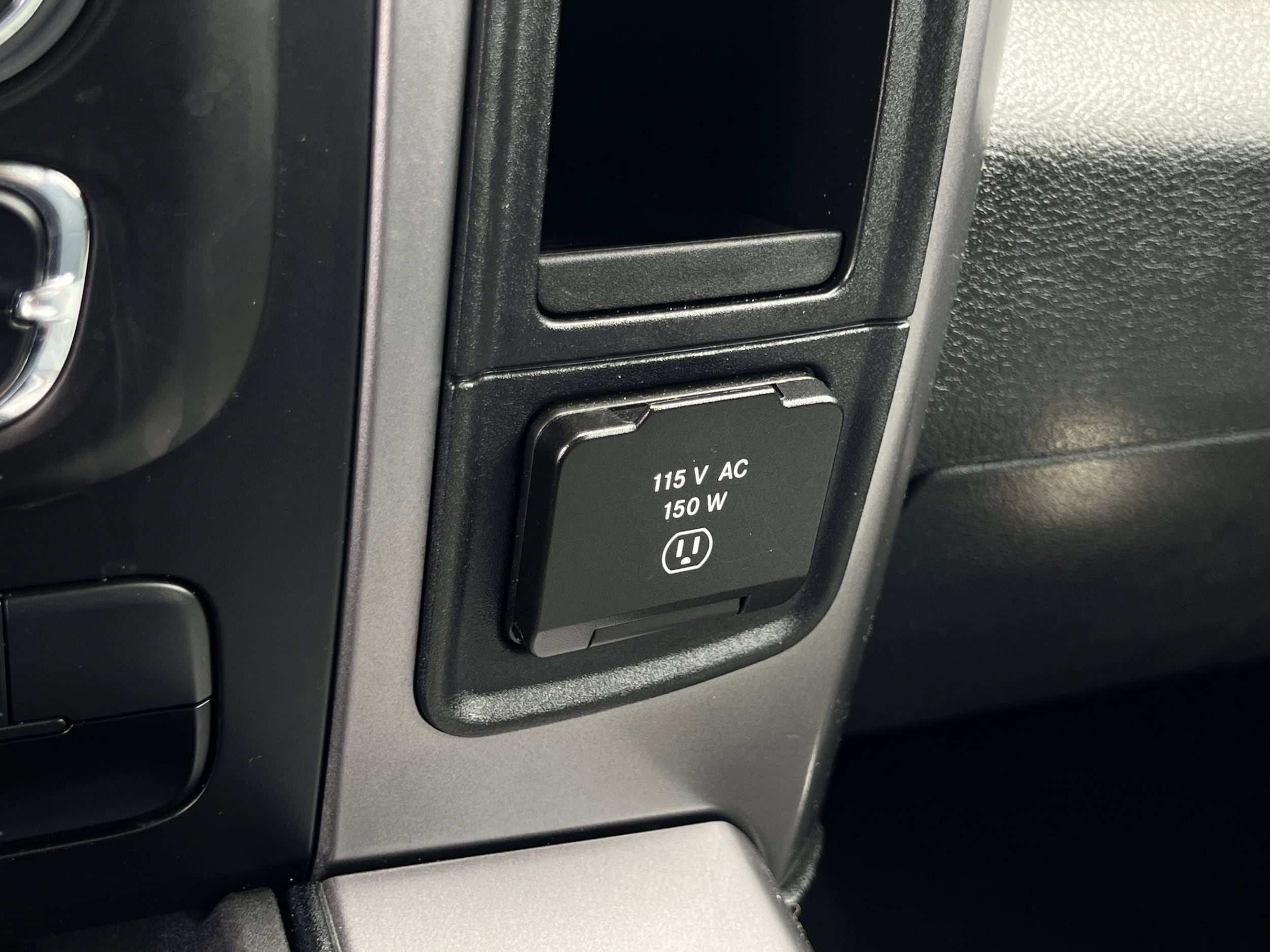 2023 RAM Ram 1500 Classic Warlock - Photo 17