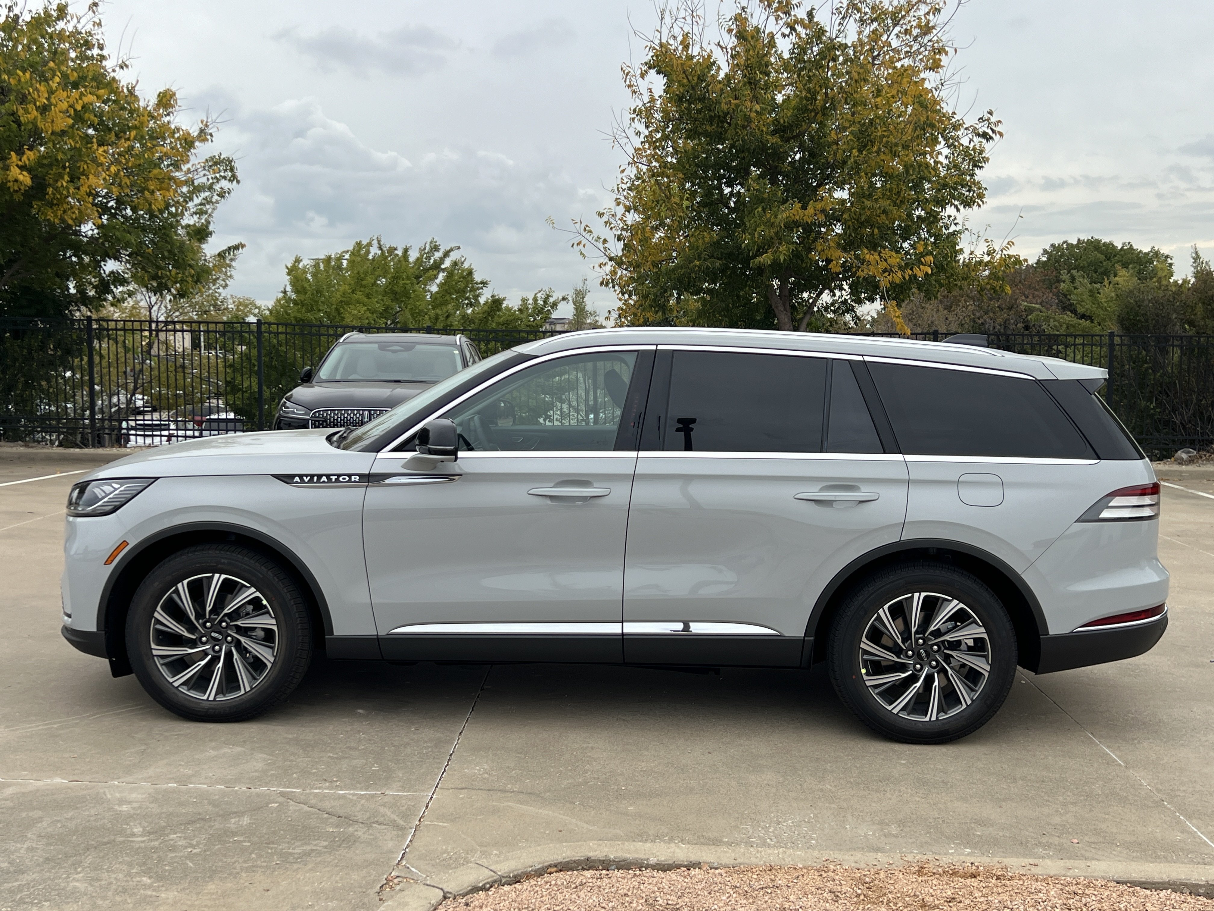 New 2027 Lincoln Aviator Premiere SUV