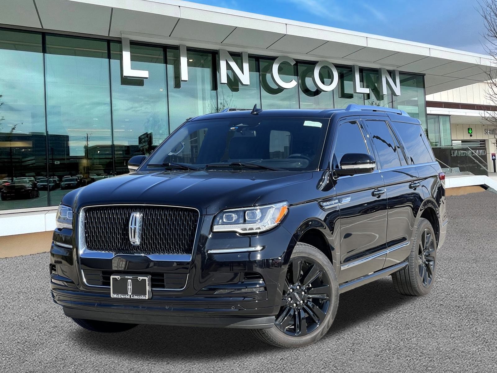 2023 Lincoln Navigator Reserve's photo
