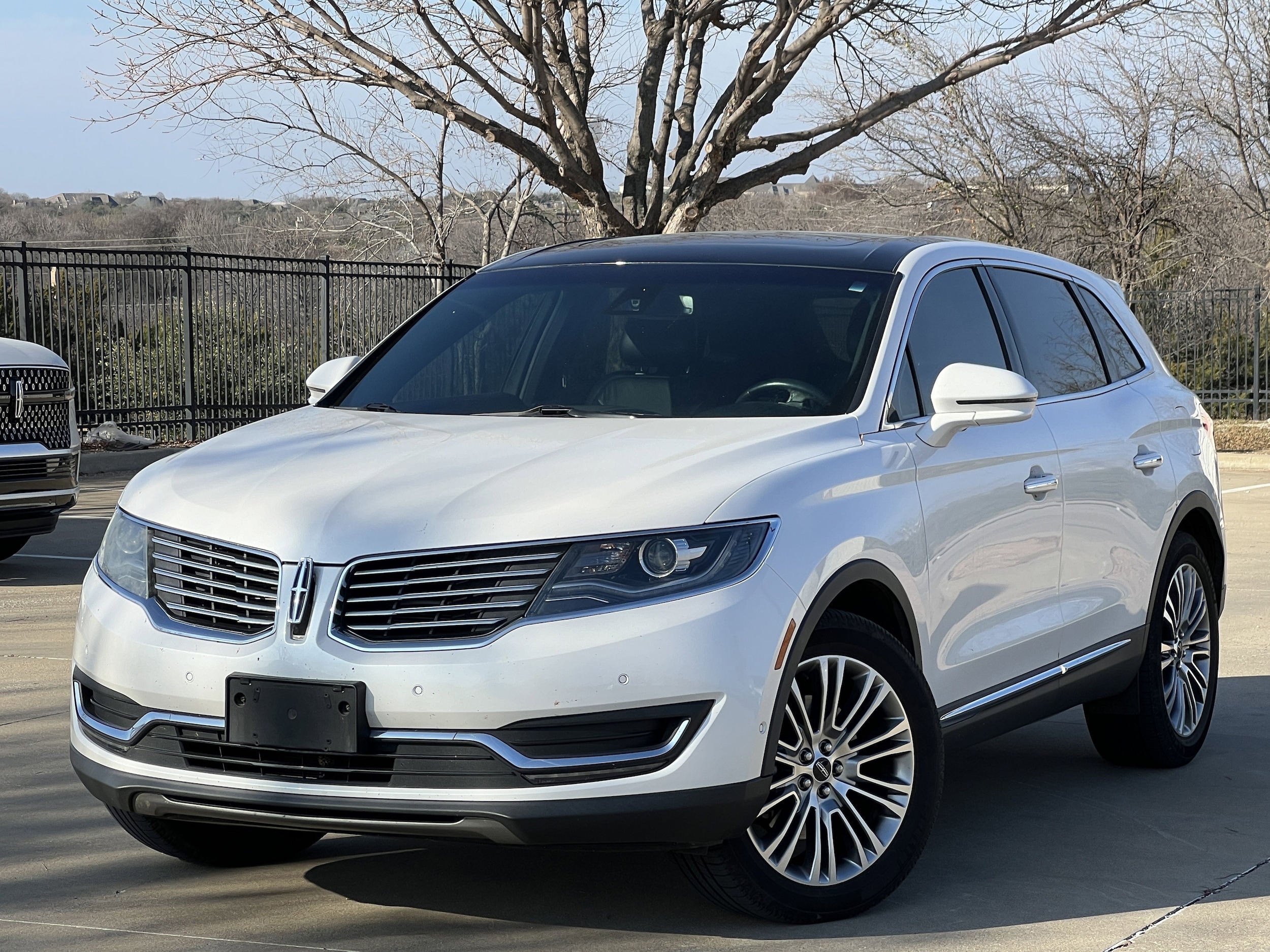 2018 Lincoln MKX Reserve's photo