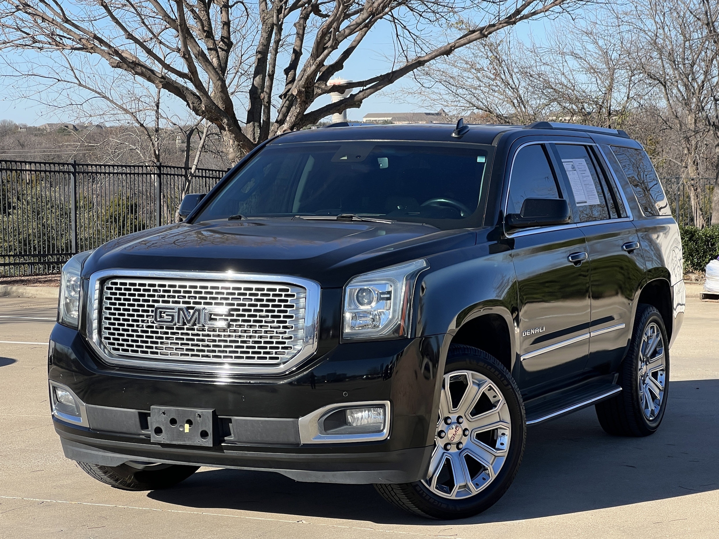2016 GMC Yukon Denali's photo
