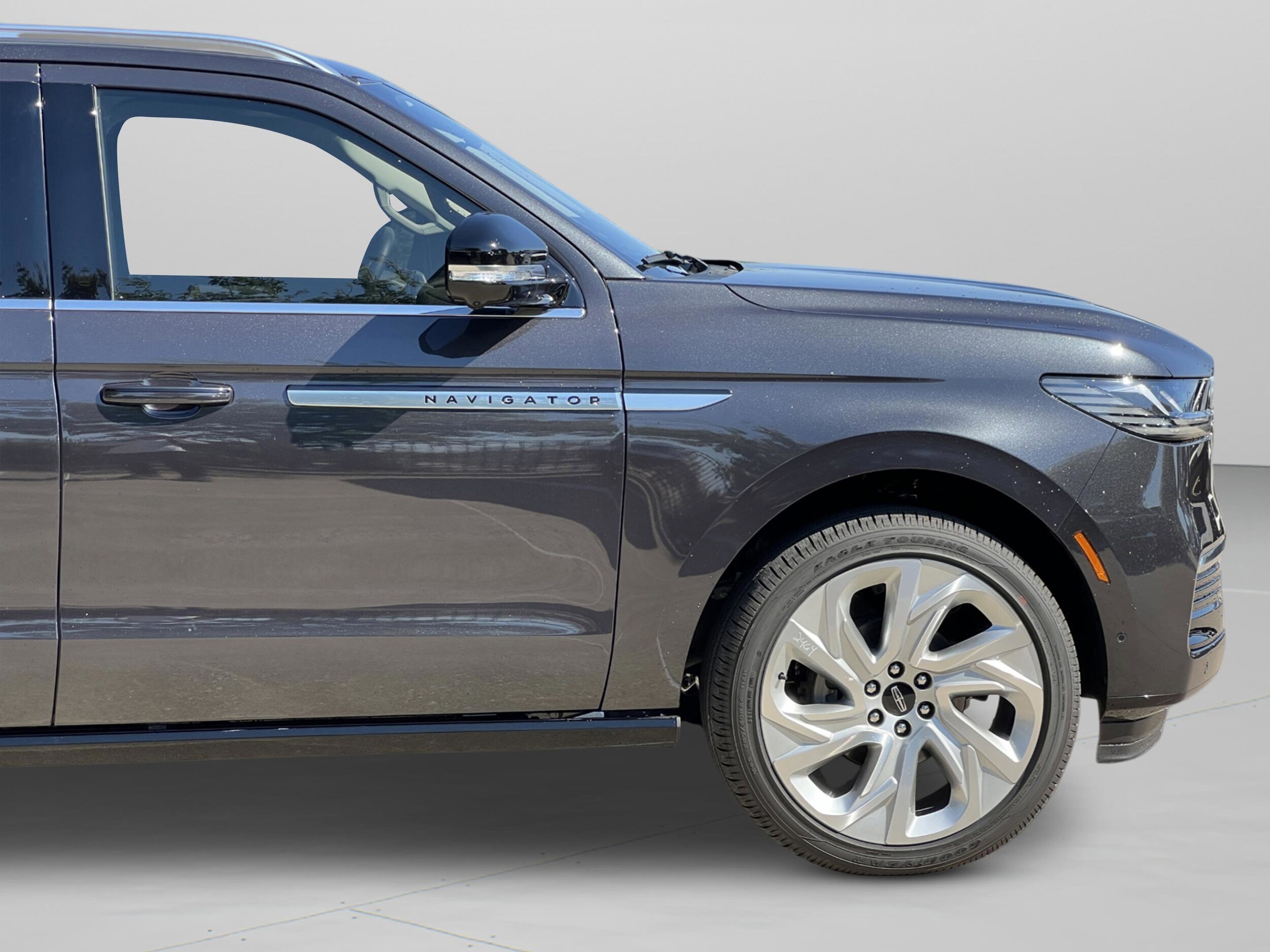 2025 Lincoln Navigator Reserve L - Photo 12